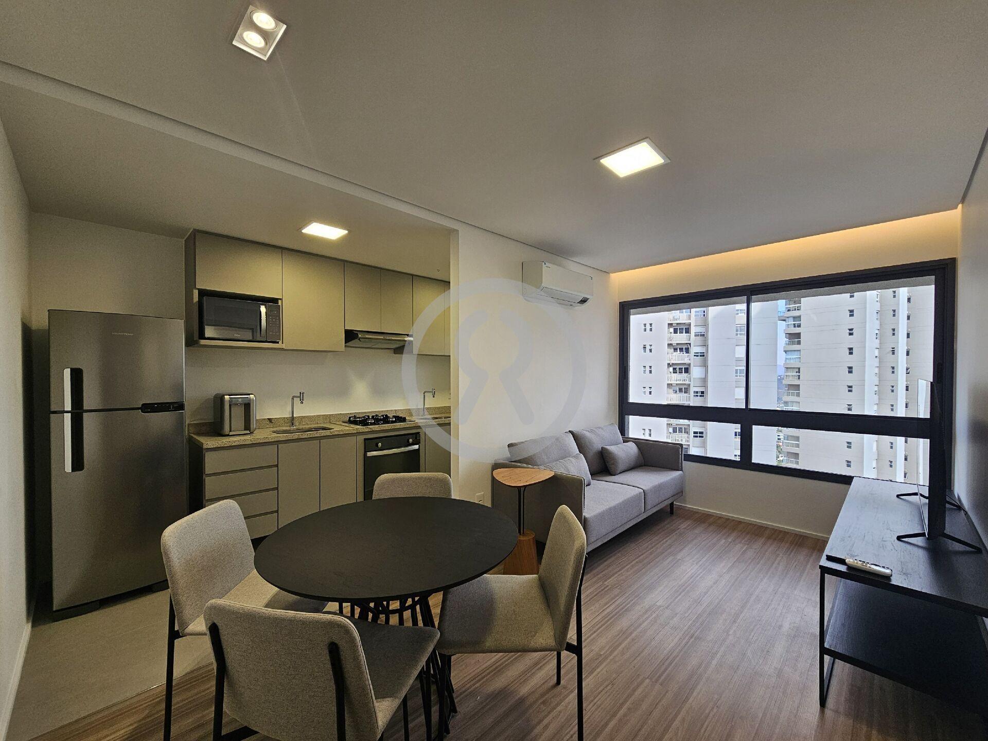 Apartamento para alugar com 1 quarto, 44m² - Foto 1