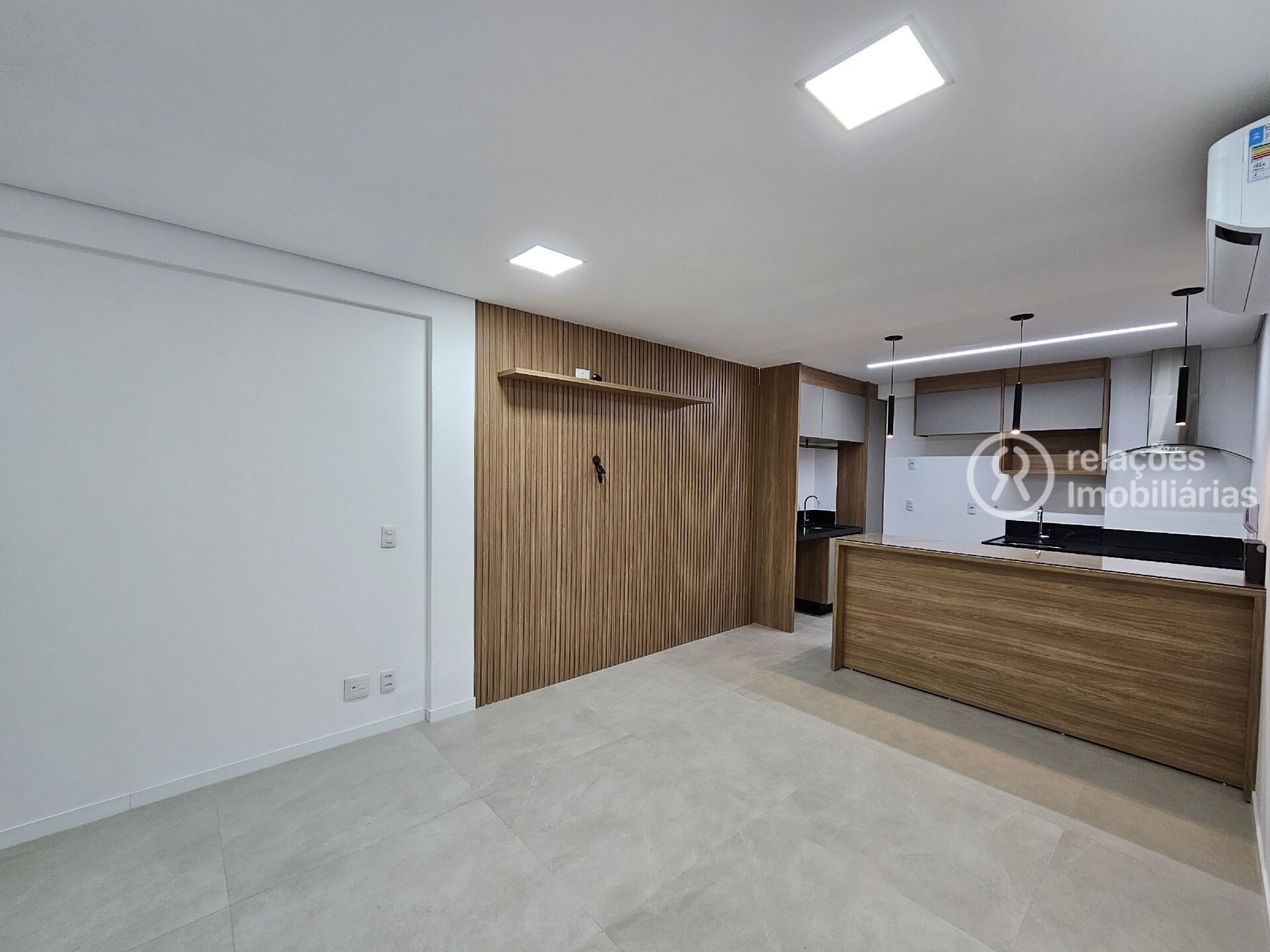 Apartamento, 1 quarto, 74 m² - Foto 2