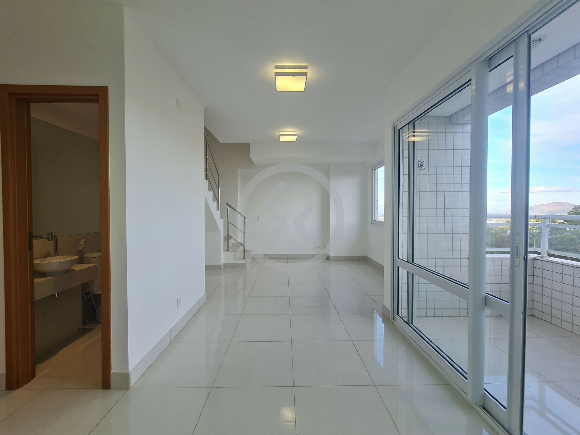 Apartamento para alugar com 2 quartos, 75m² - Foto 13