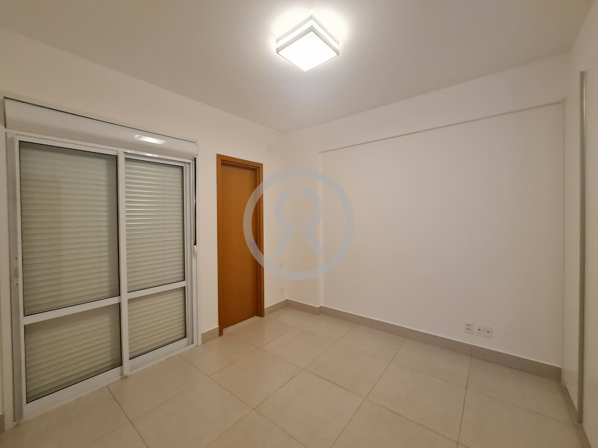 Apartamento para alugar com 2 quartos, 75m² - Foto 36