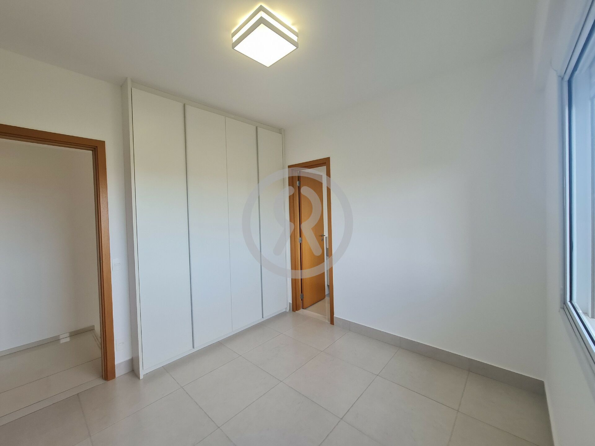 Apartamento para alugar com 2 quartos, 75m² - Foto 25