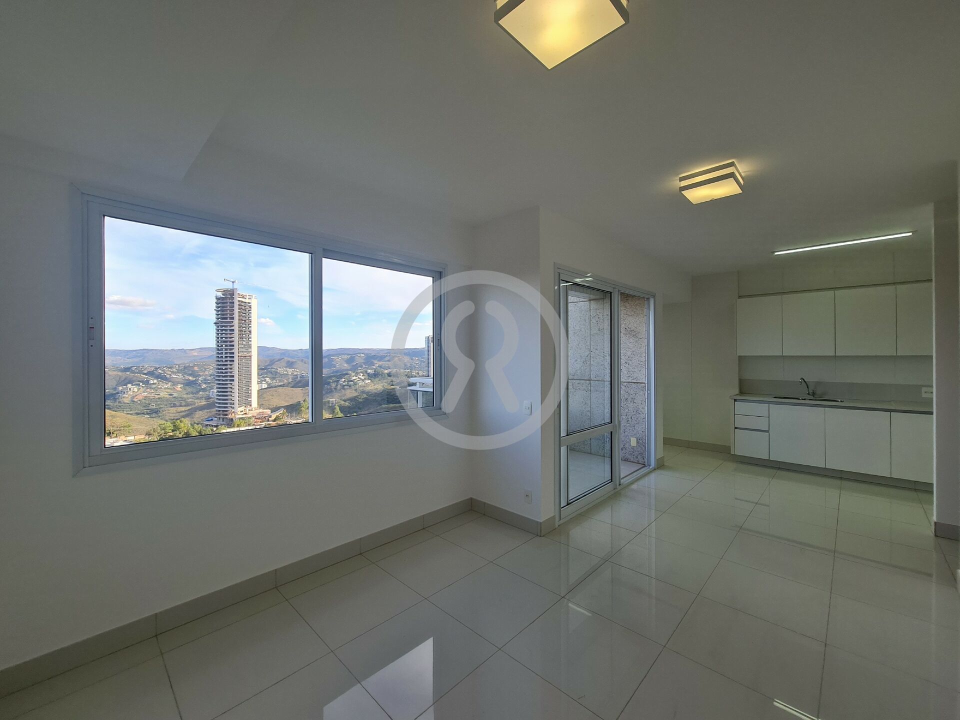 Apartamento para alugar com 2 quartos, 75m² - Foto 18