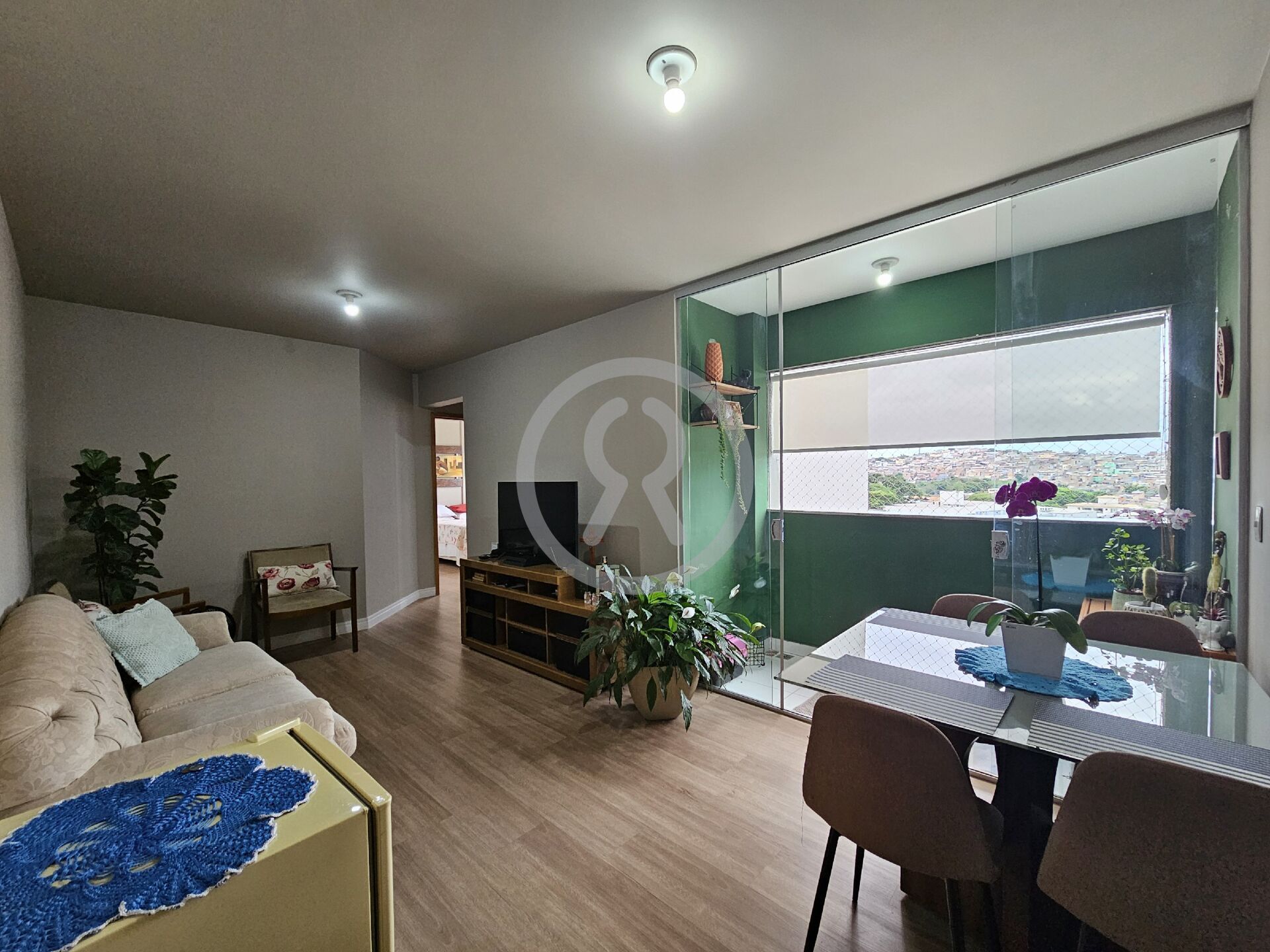 Apartamento para alugar com 2 quartos, 55m² - Foto 1