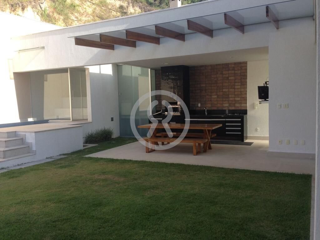 Casa para alugar com 4 quartos, 43m² - Foto 28