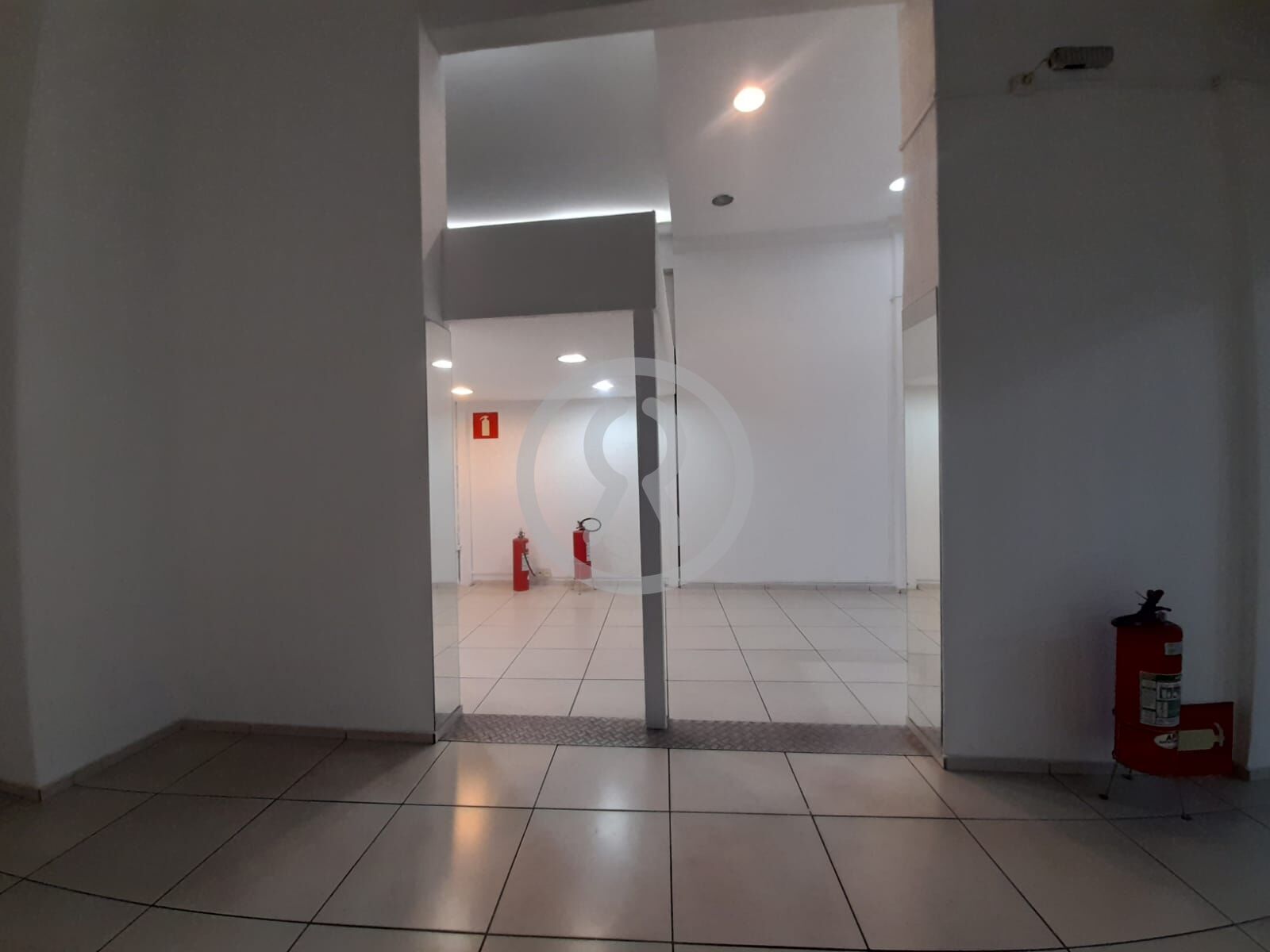 Loja-Salão para alugar, 67m² - Foto 6