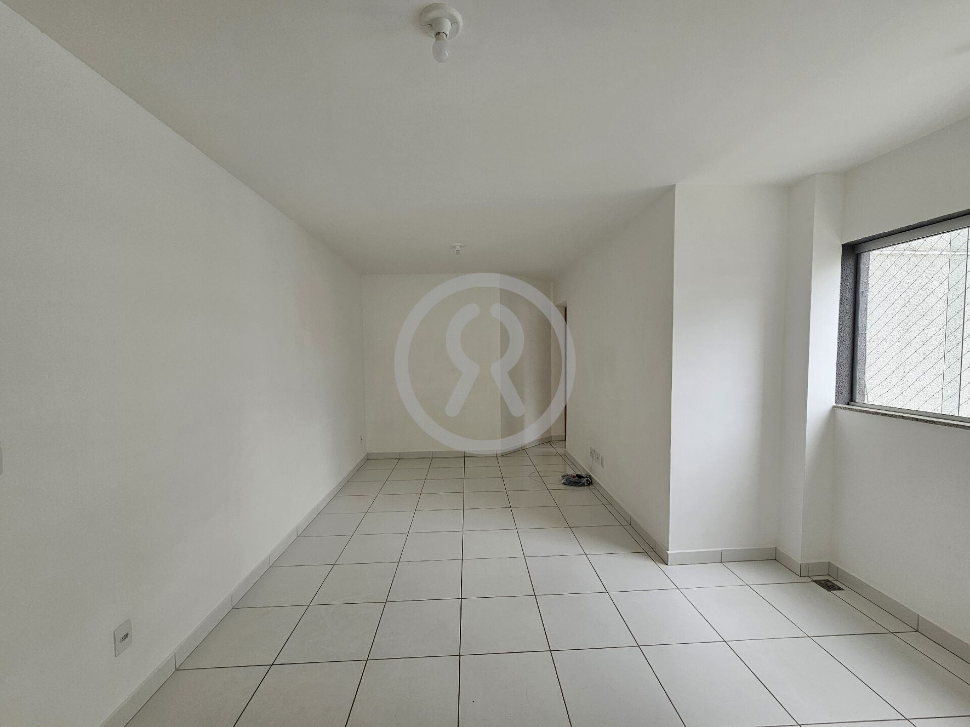 Apartamento para alugar com 2 quartos, 55m² - Foto 2