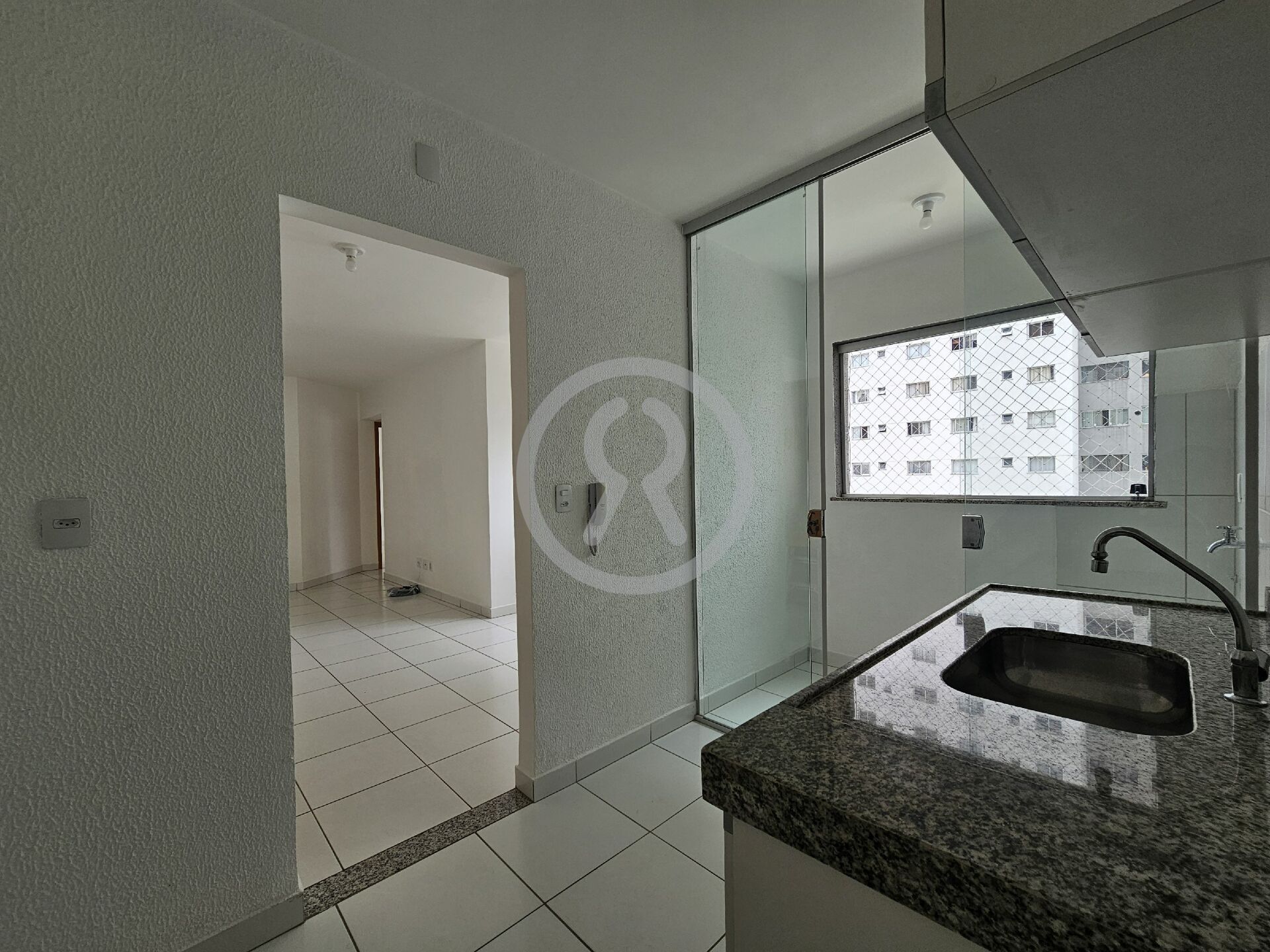 Apartamento para alugar com 2 quartos, 55m² - Foto 11