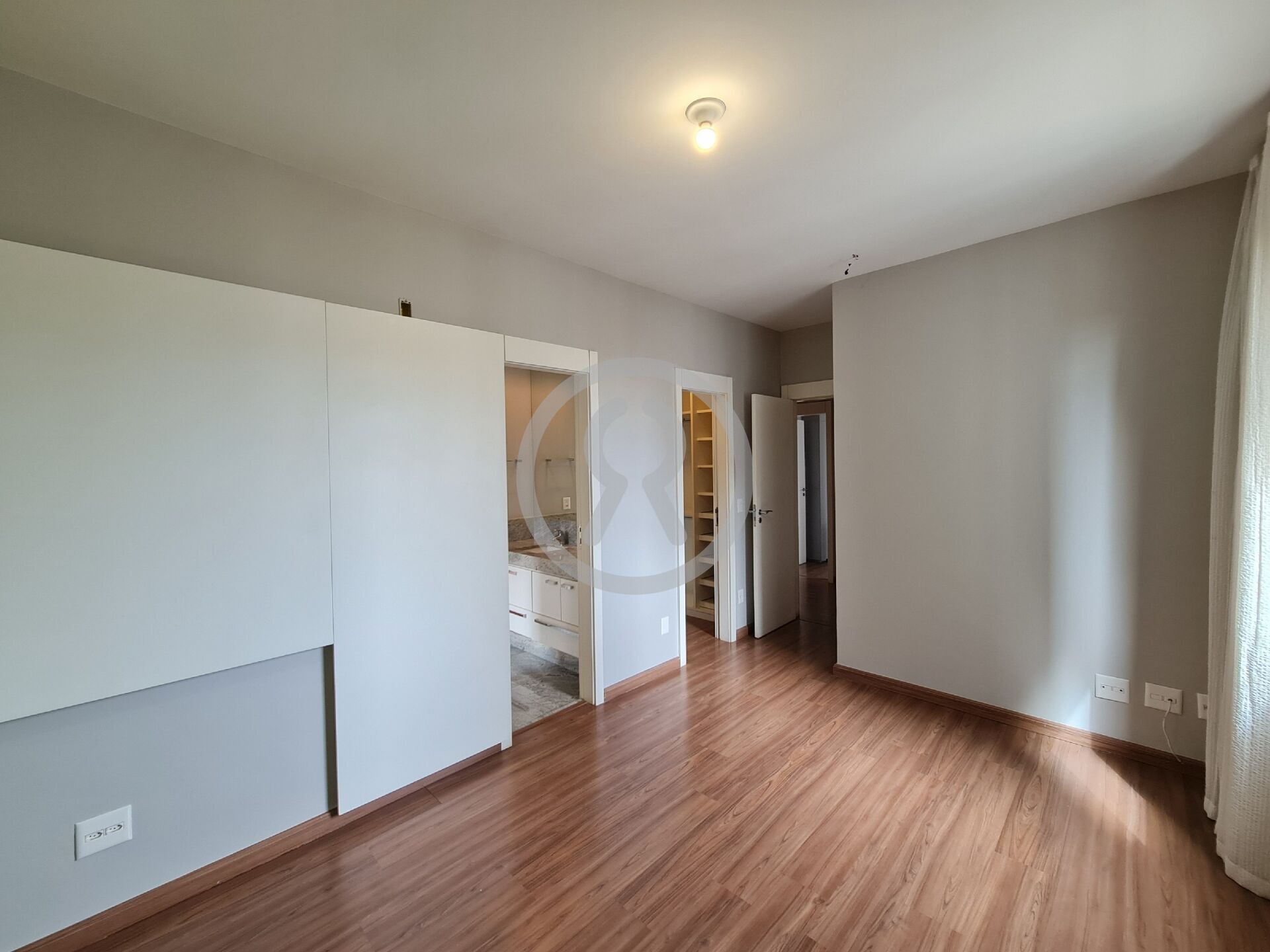 Apartamento à venda com 4 quartos, 278m² - Foto 23