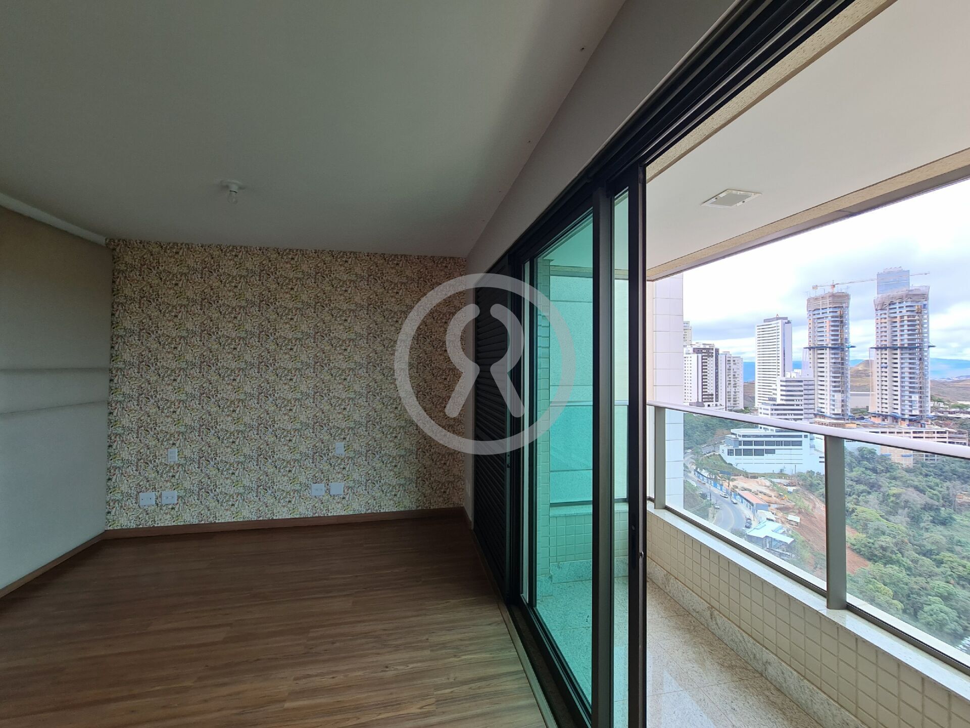 Apartamento à venda com 4 quartos, 278m² - Foto 34