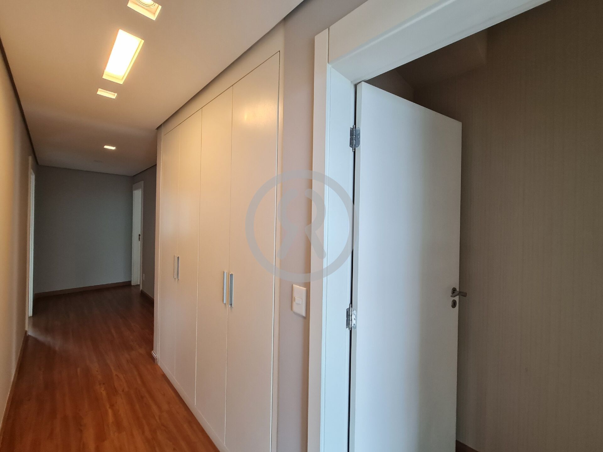 Apartamento à venda com 4 quartos, 278m² - Foto 19