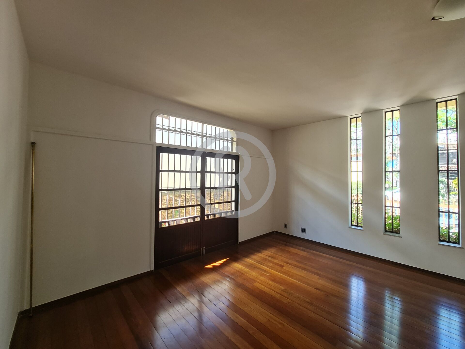 Casa à venda com 4 quartos, 500m² - Foto 34