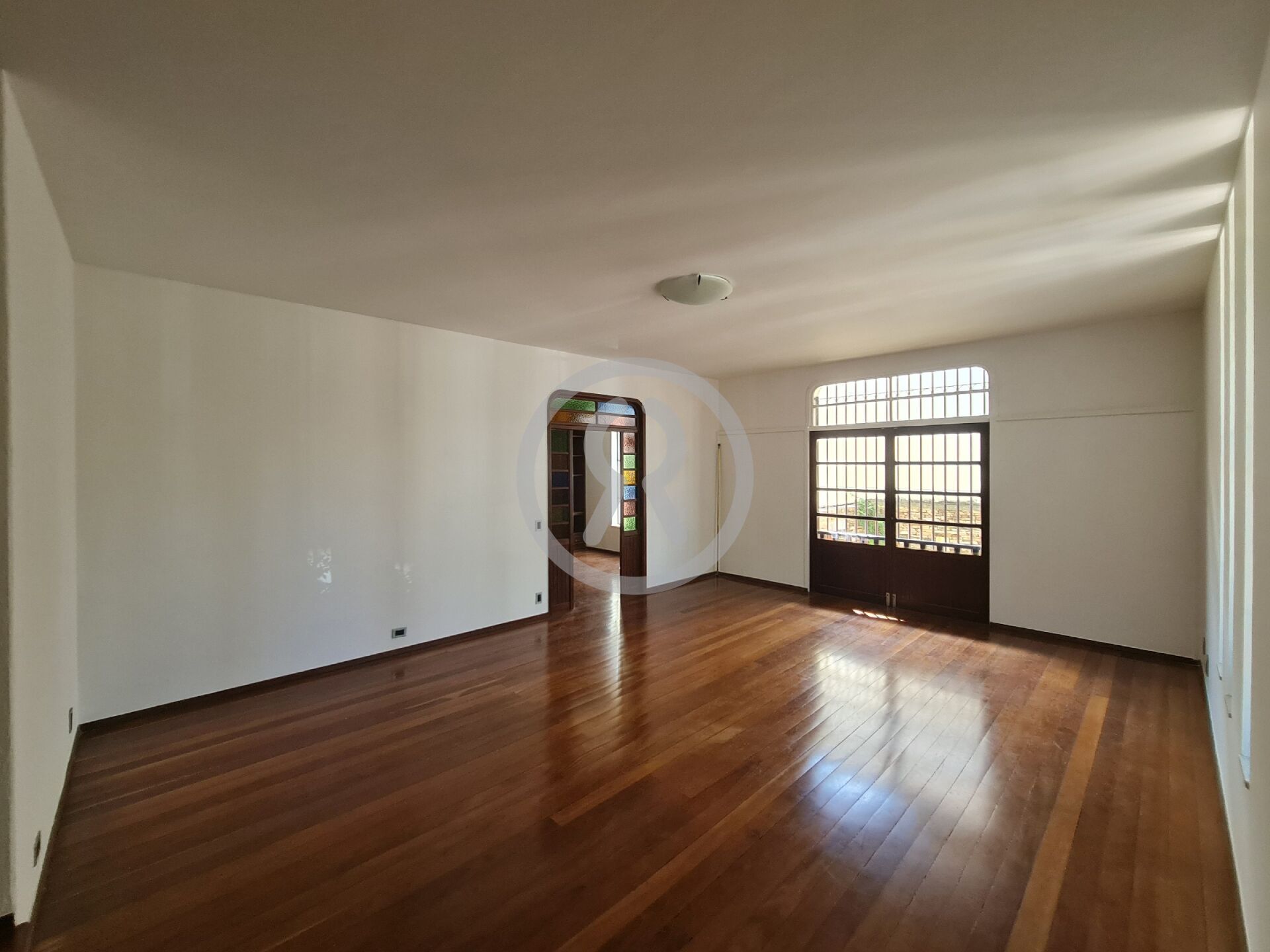 Casa à venda com 4 quartos, 500m² - Foto 35