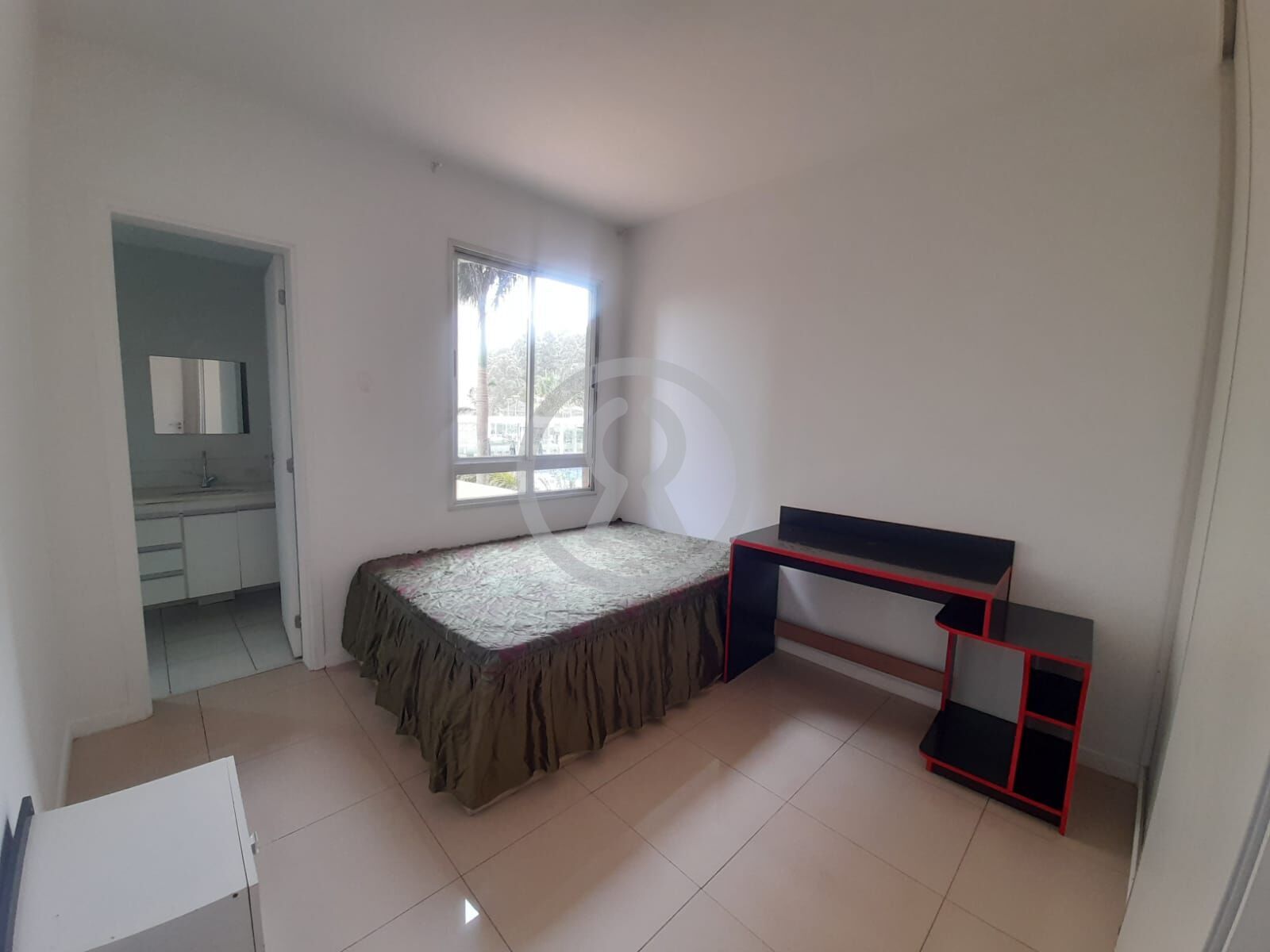 Apartamento para alugar com 2 quartos, 72m² - Foto 13