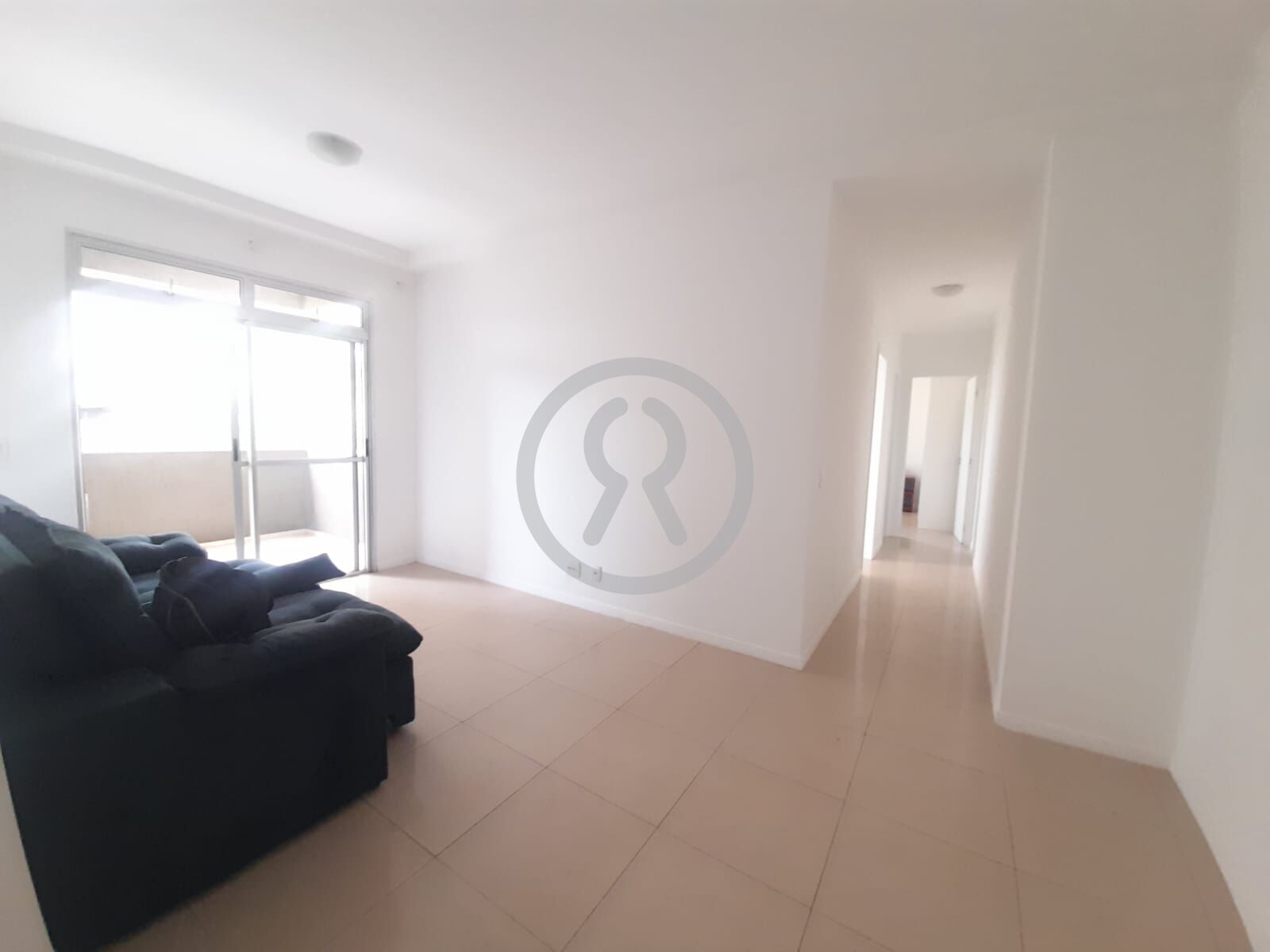 Apartamento para alugar com 2 quartos, 72m² - Foto 2