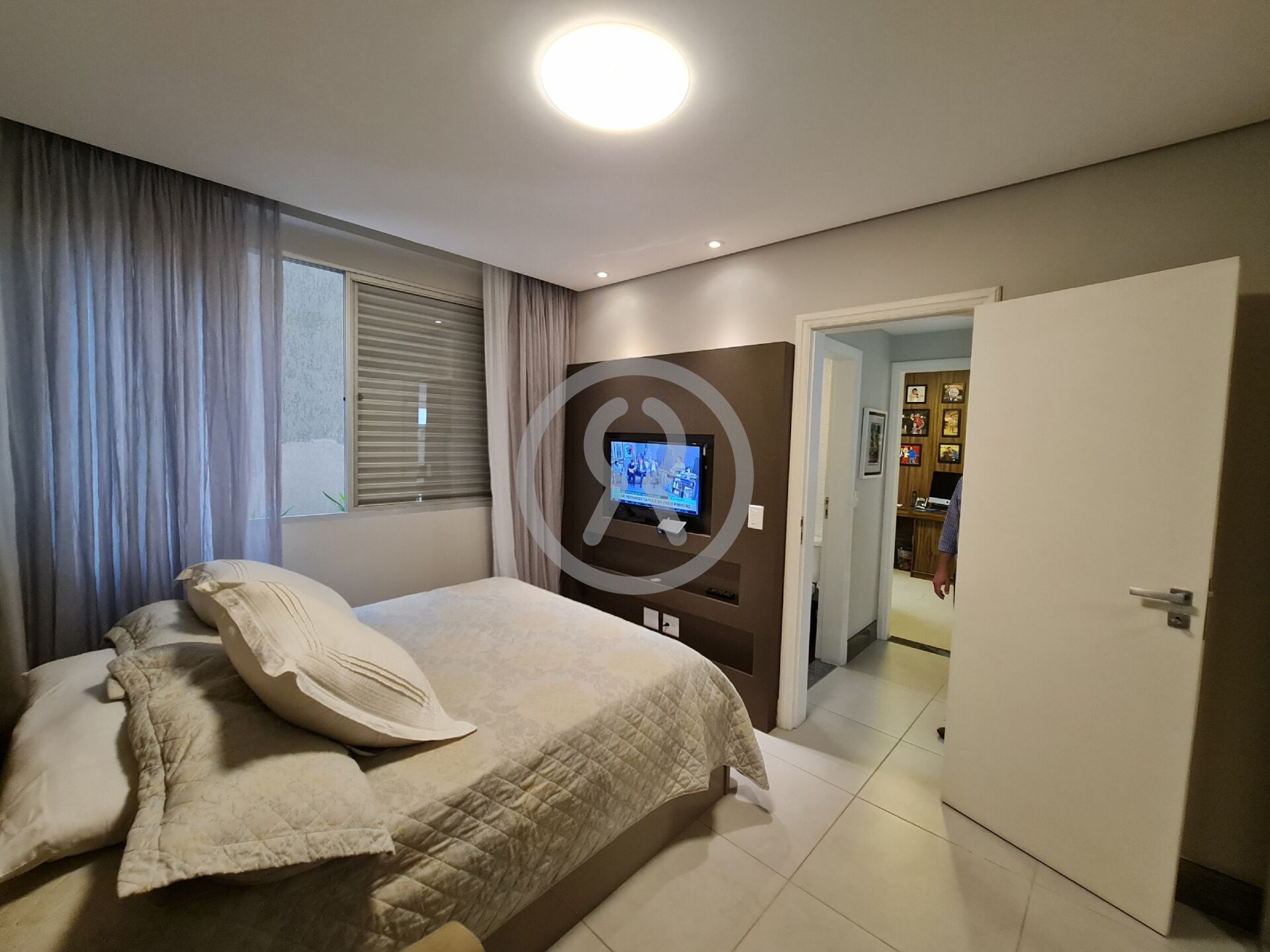 Casa à venda com 4 quartos, 380m² - Foto 39