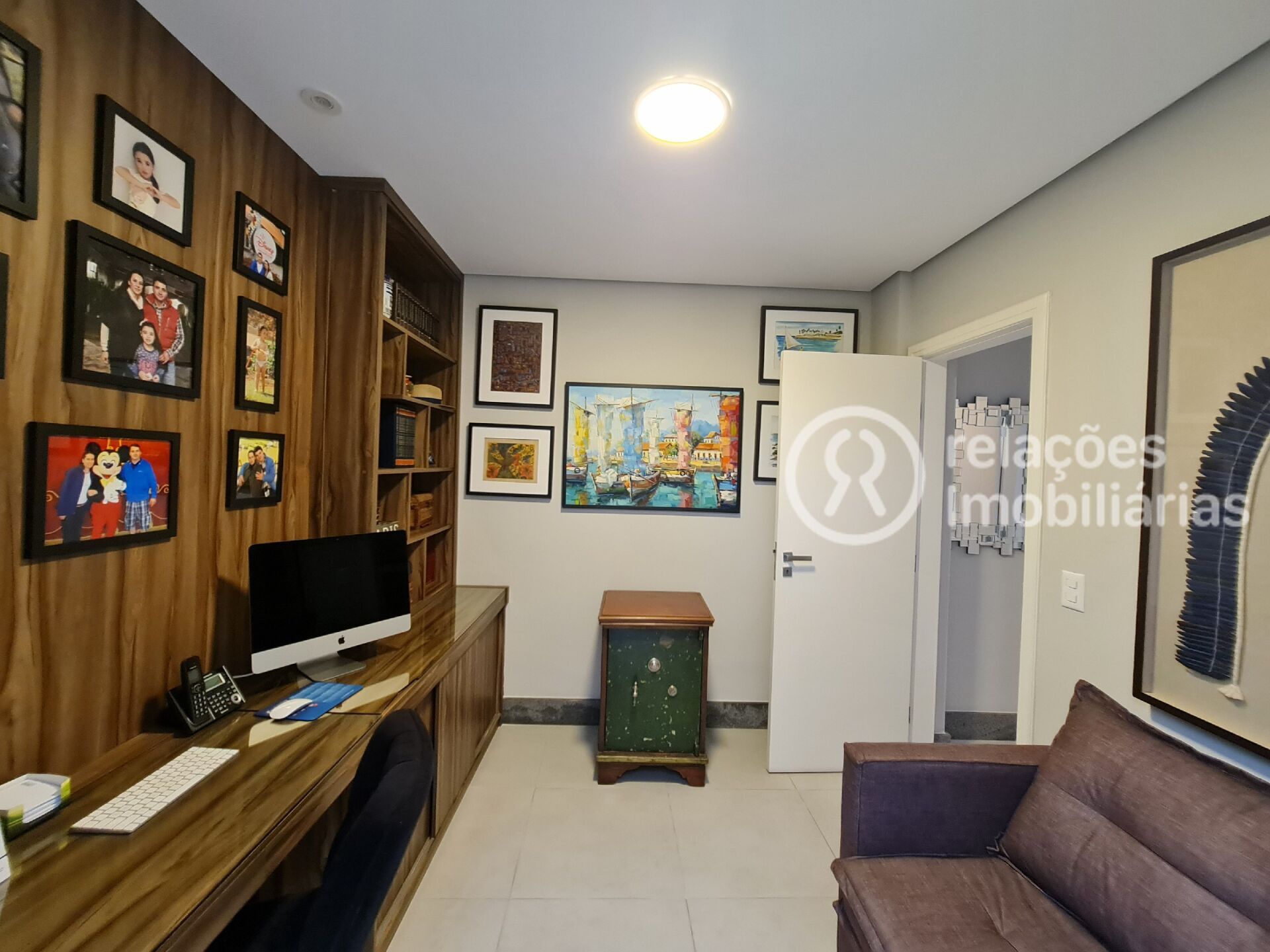 Casa à venda com 4 quartos, 380m² - Foto 42