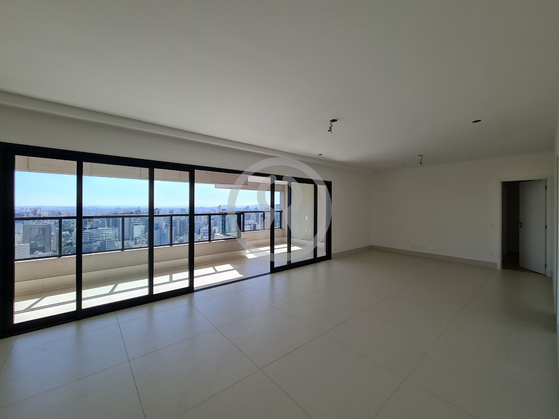 Apartamento à venda com 4 quartos, 173m² - Foto 10