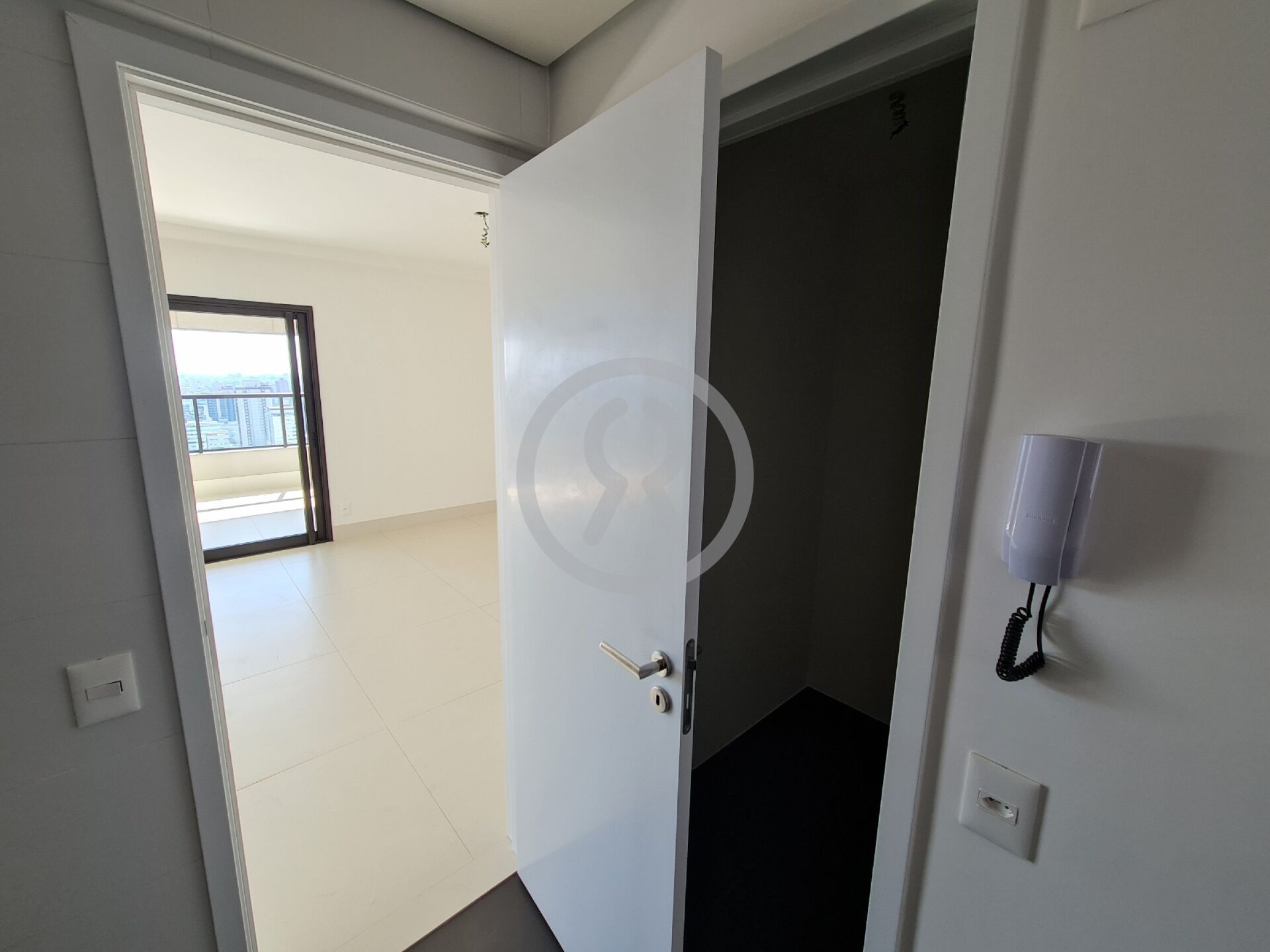 Apartamento à venda com 4 quartos, 173m² - Foto 17