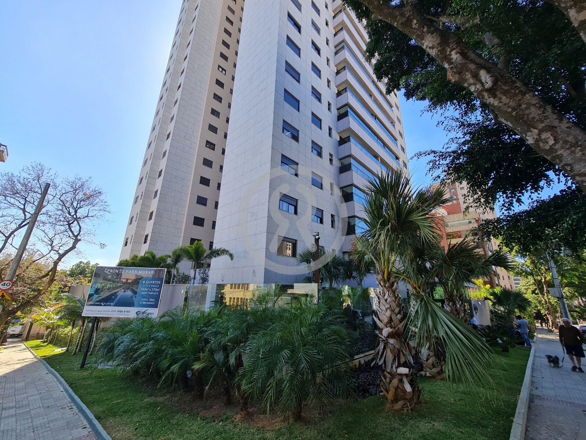 Apartamento à venda com 4 quartos, 173m² - Foto 4