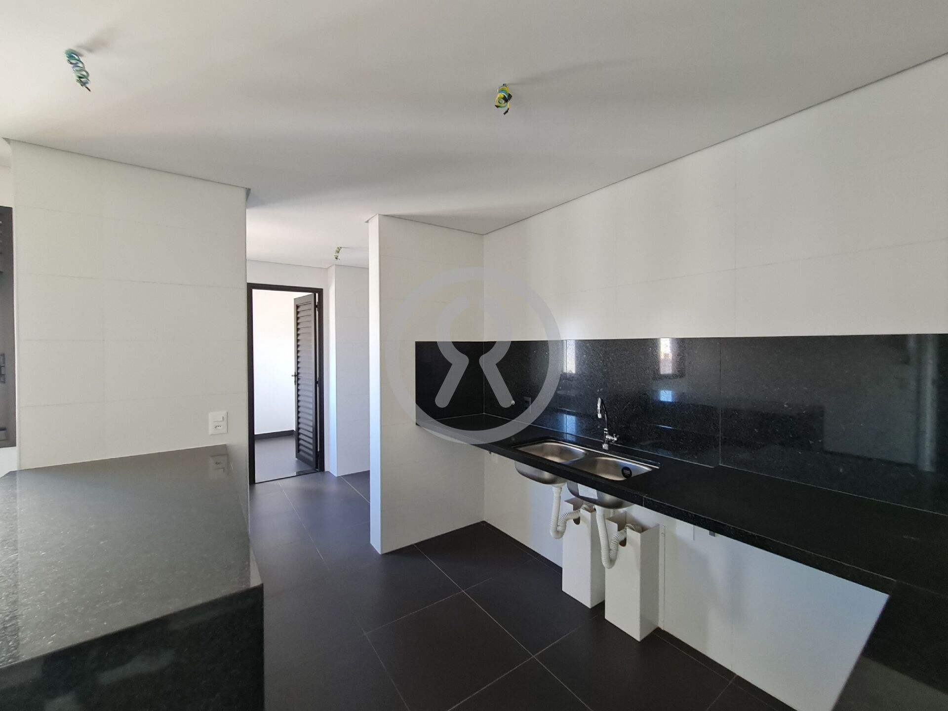 Apartamento à venda com 4 quartos, 173m² - Foto 14