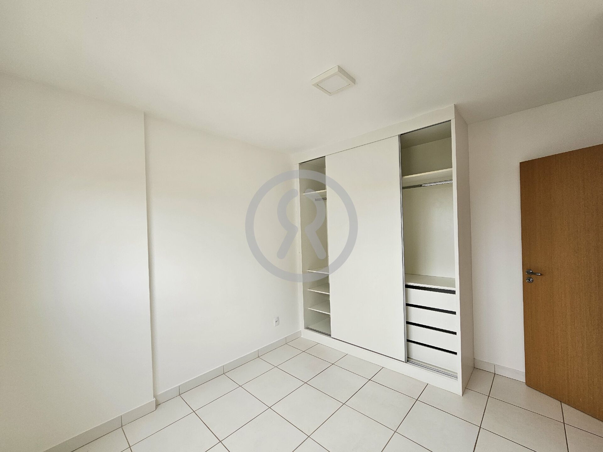 Apartamento à venda com 2 quartos, 55m² - Foto 22