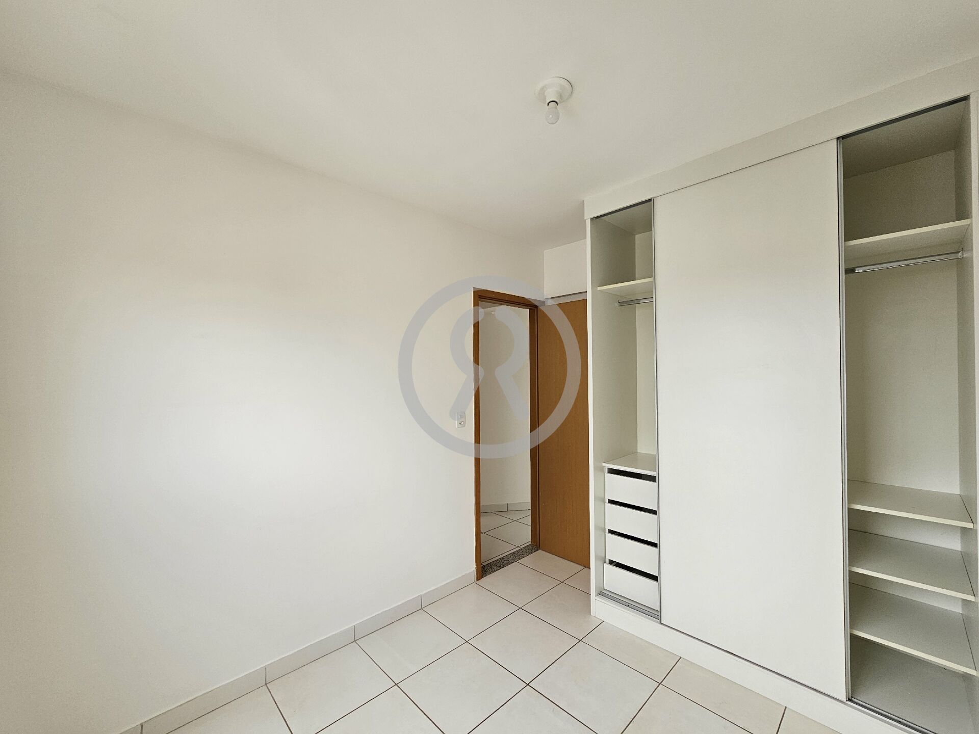 Apartamento à venda com 2 quartos, 55m² - Foto 17