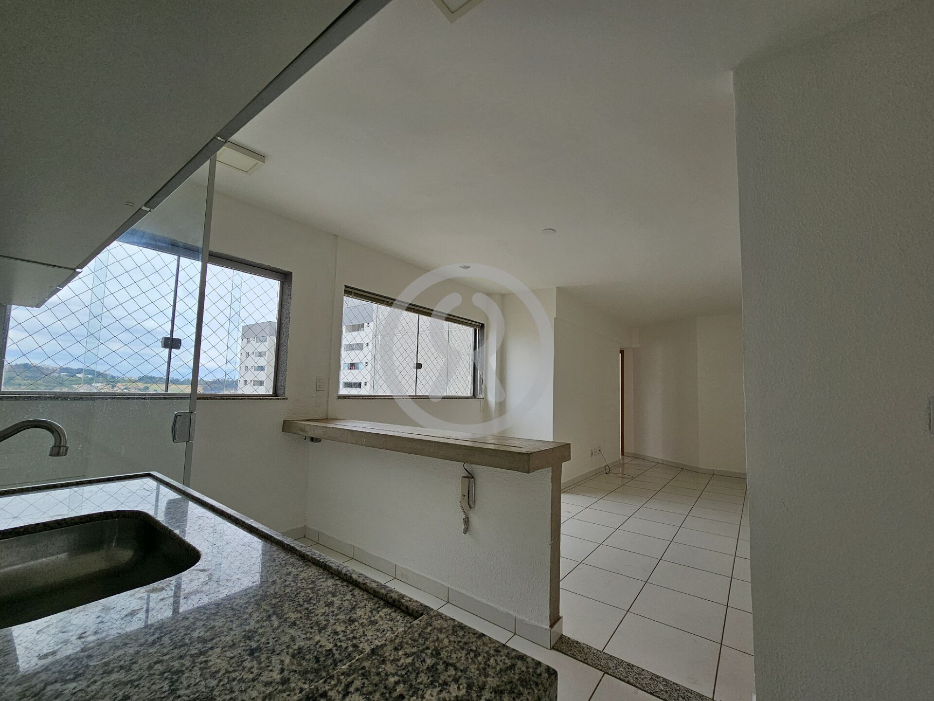 Apartamento à venda com 2 quartos, 55m² - Foto 9