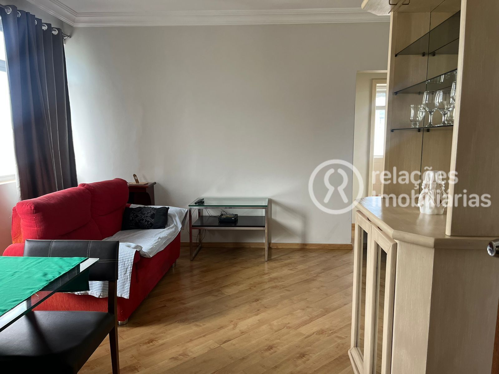 Apartamento à venda com 2 quartos, 75m² - Foto 8