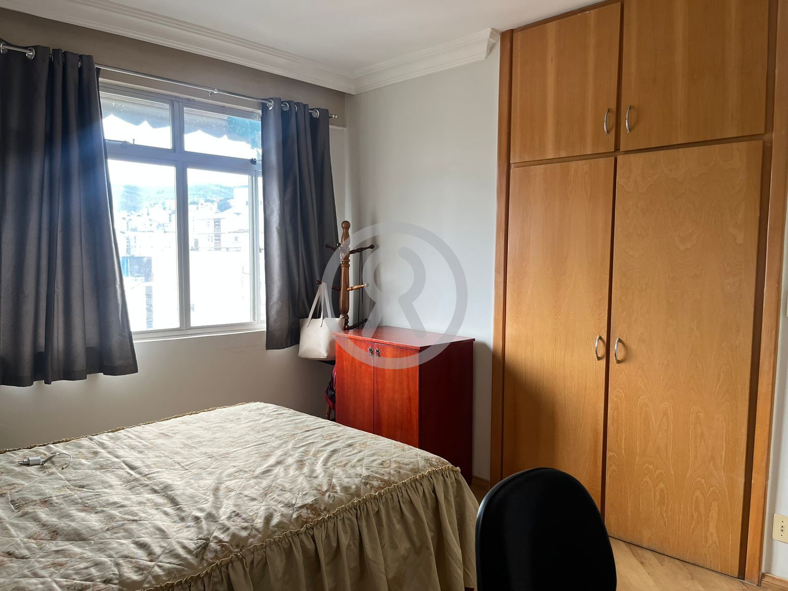 Apartamento à venda com 2 quartos, 75m² - Foto 17