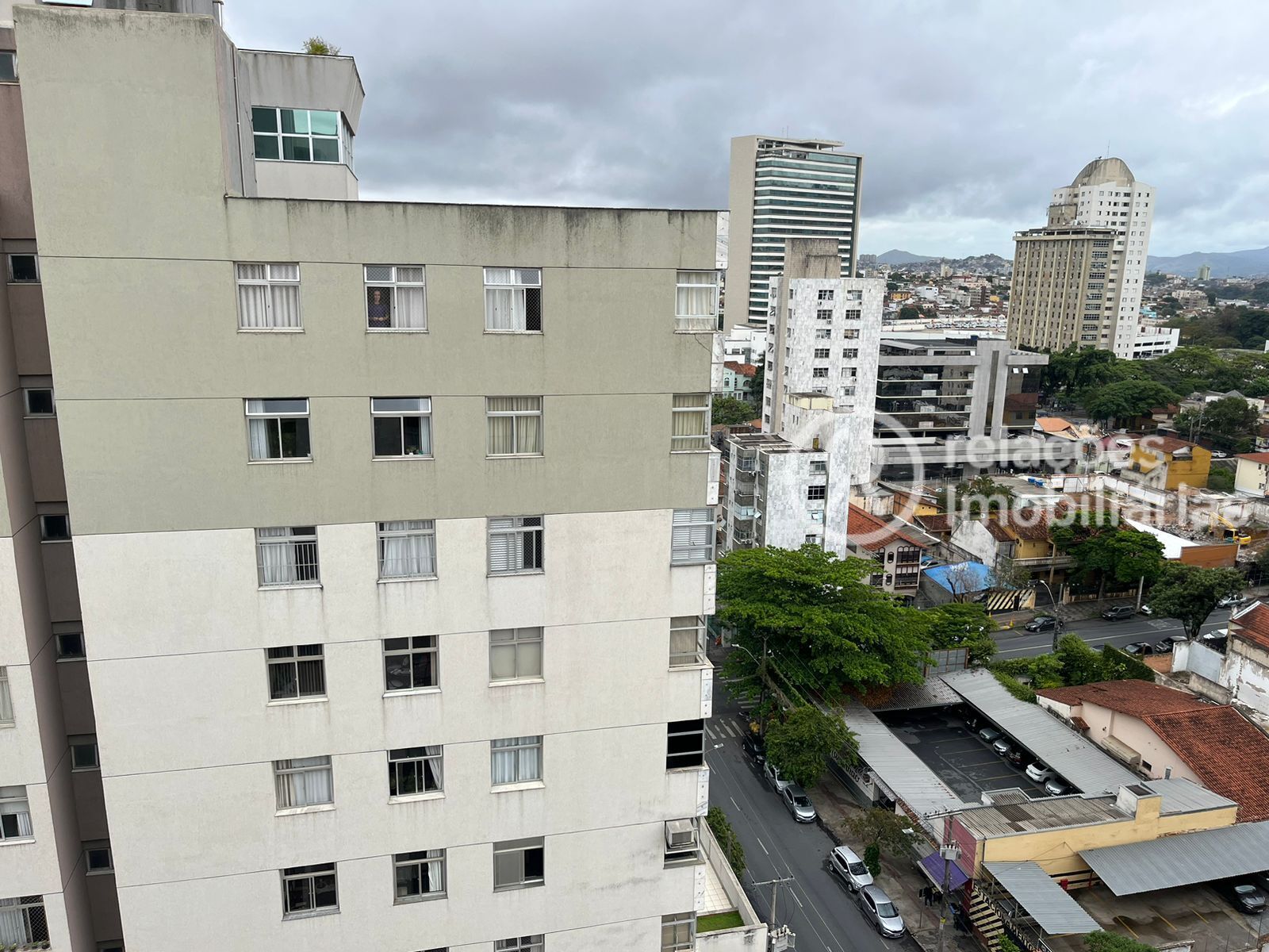 Apartamento à venda com 2 quartos, 75m² - Foto 10