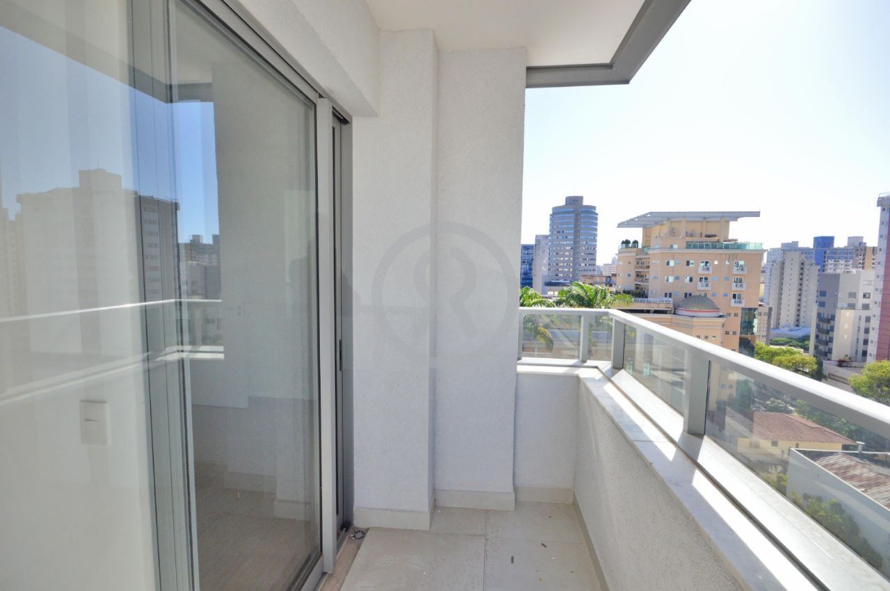 Apartamento à venda com 3 quartos, 87m² - Foto 4