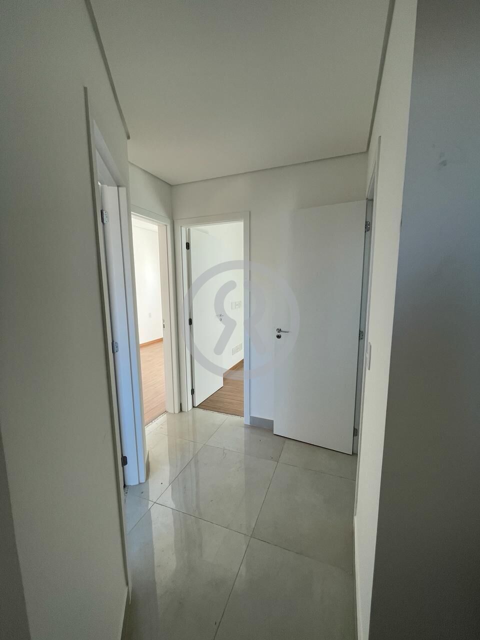 Apartamento à venda com 3 quartos, 87m² - Foto 29