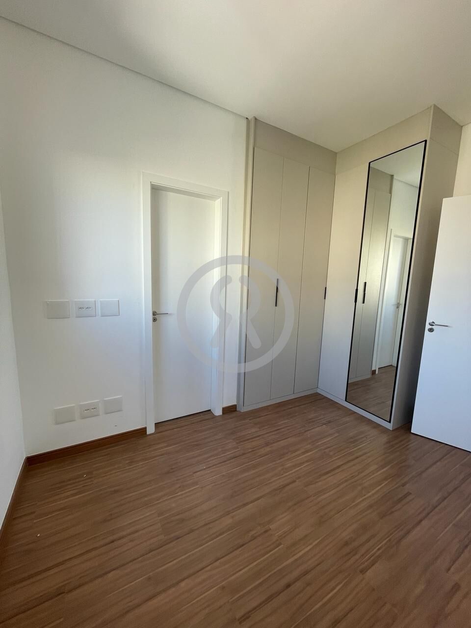 Apartamento à venda com 3 quartos, 87m² - Foto 8