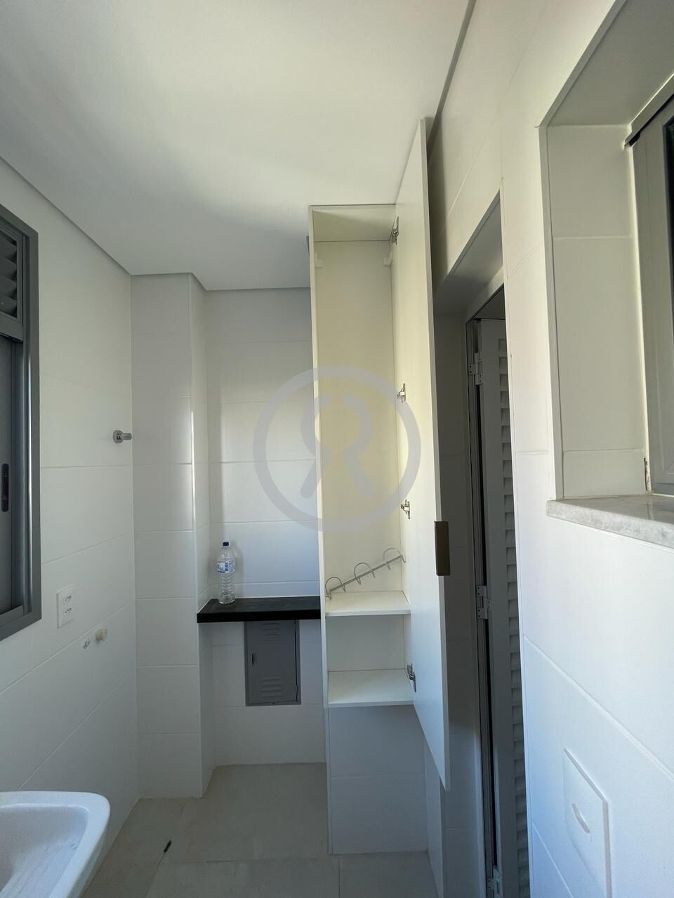 Apartamento à venda com 3 quartos, 87m² - Foto 27