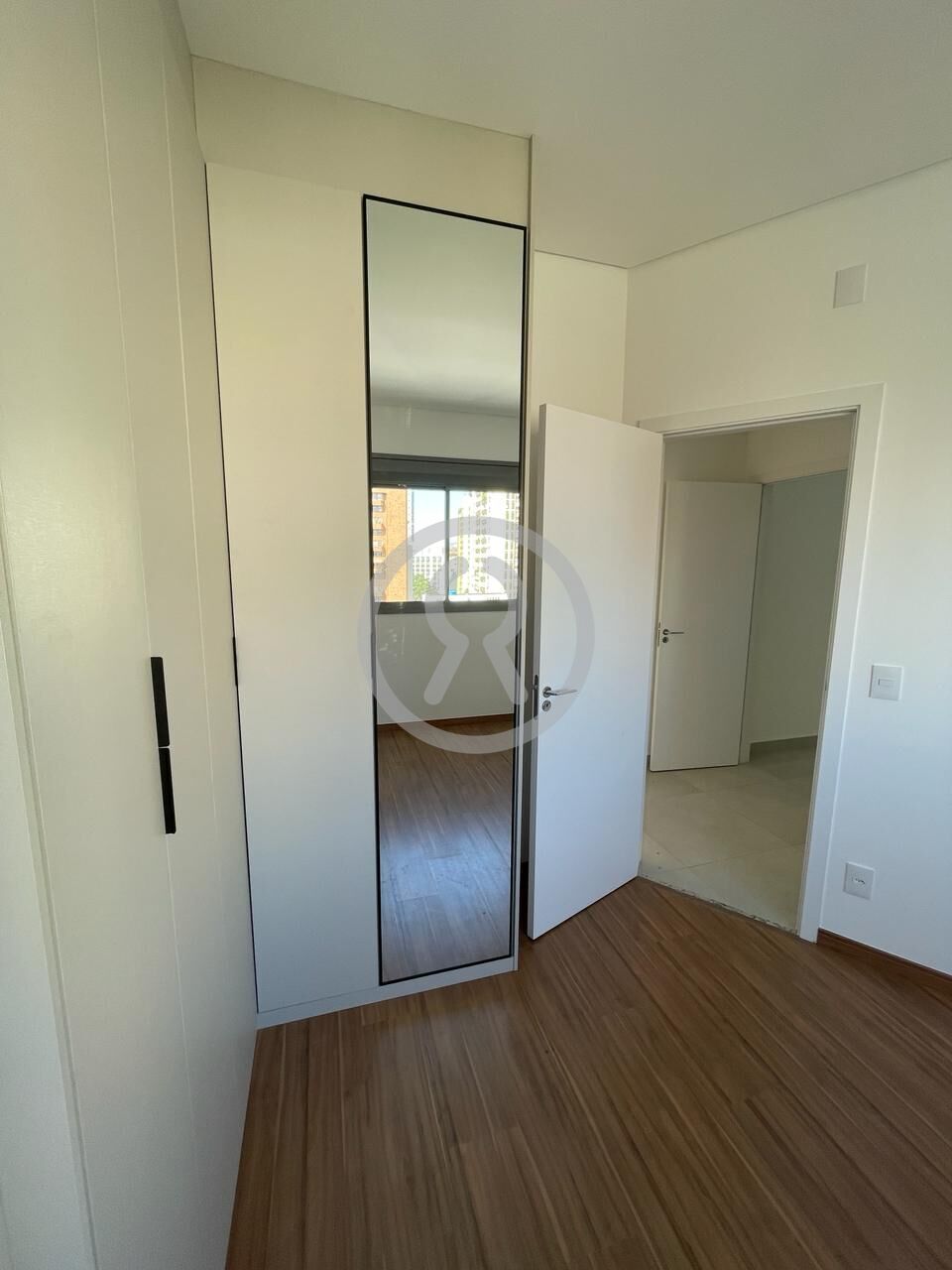 Apartamento à venda com 3 quartos, 87m² - Foto 11