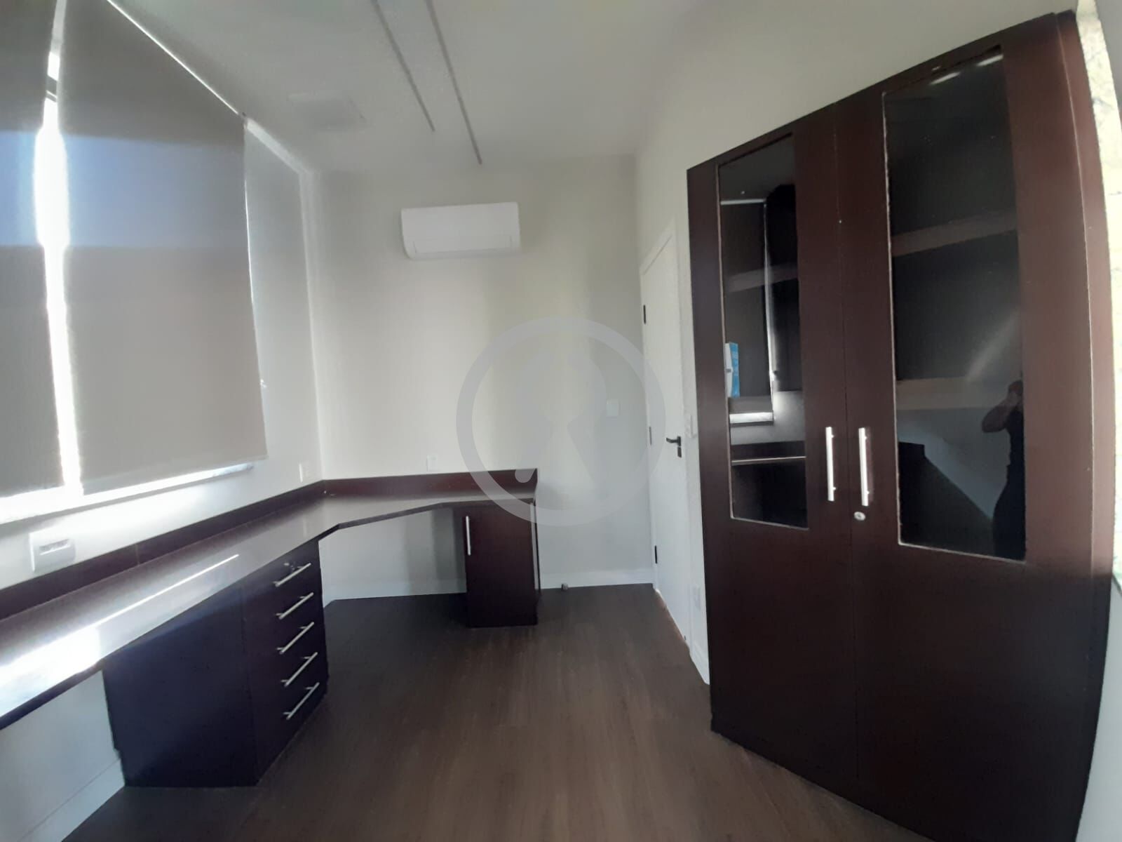 Casa de Condomínio para alugar com 3 quartos, 285m² - Foto 16