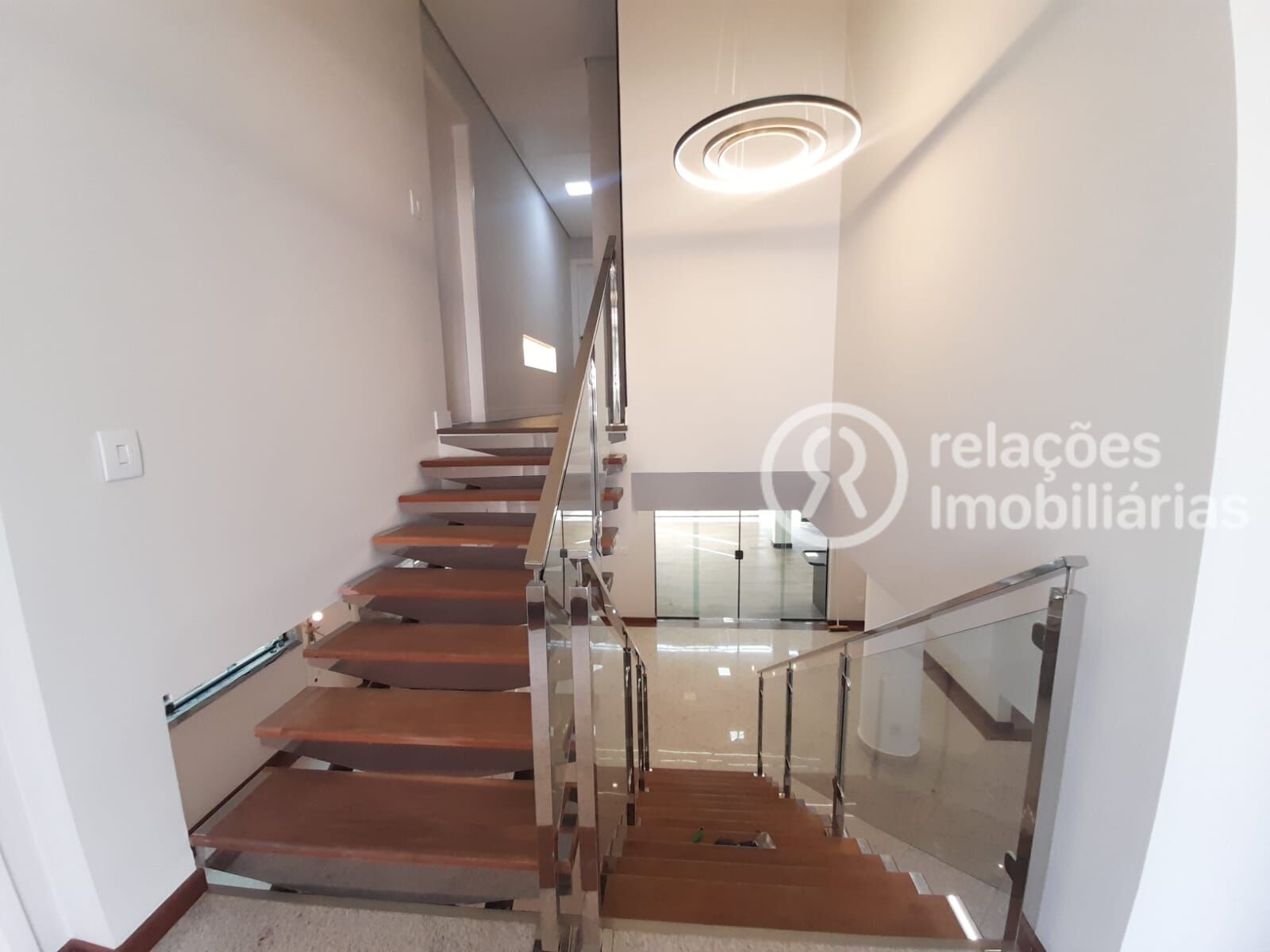 Casa de Condomínio para alugar com 3 quartos, 285m² - Foto 34