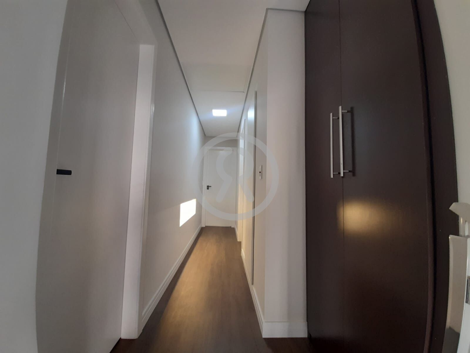 Casa de Condomínio para alugar com 3 quartos, 285m² - Foto 18