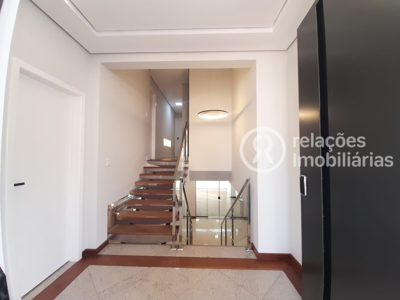 Casa de Condomínio para alugar com 3 quartos, 285m² - Foto 14