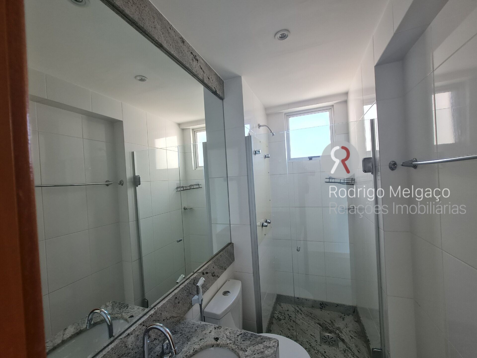 Apartamento para alugar com 2 quartos, 73m² - Foto 16