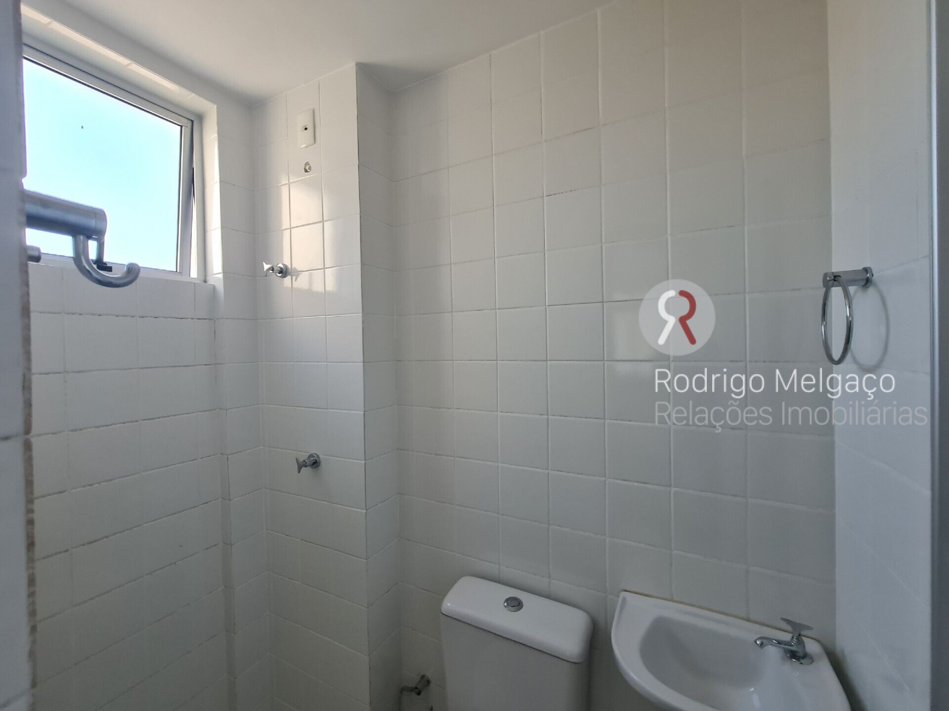 Apartamento para alugar com 2 quartos, 73m² - Foto 13