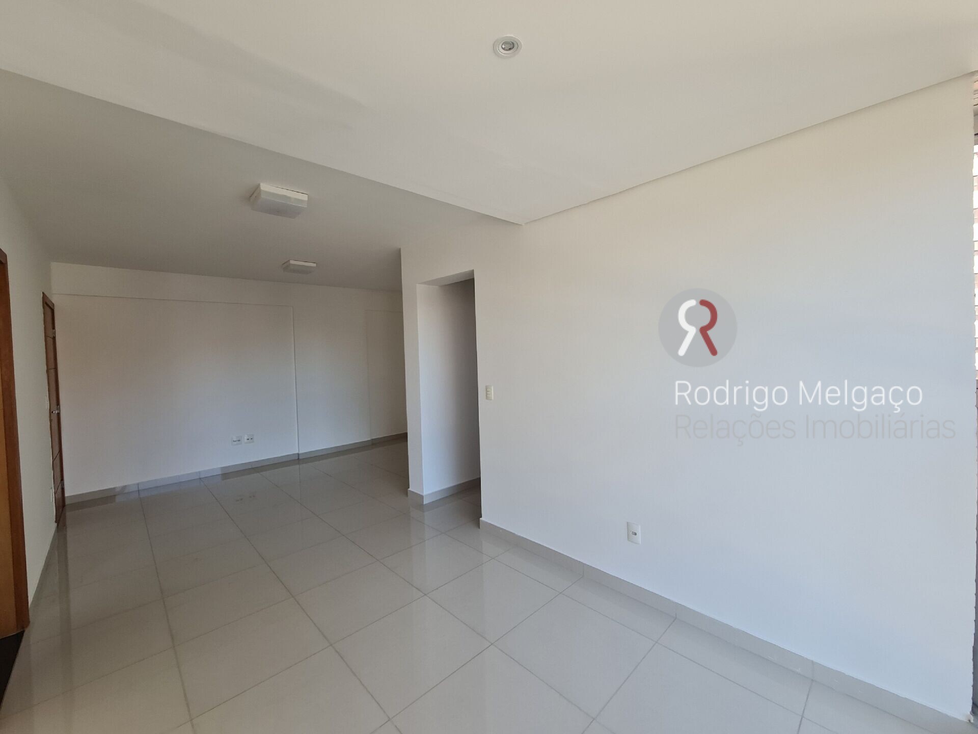 Apartamento para alugar com 2 quartos, 73m² - Foto 5