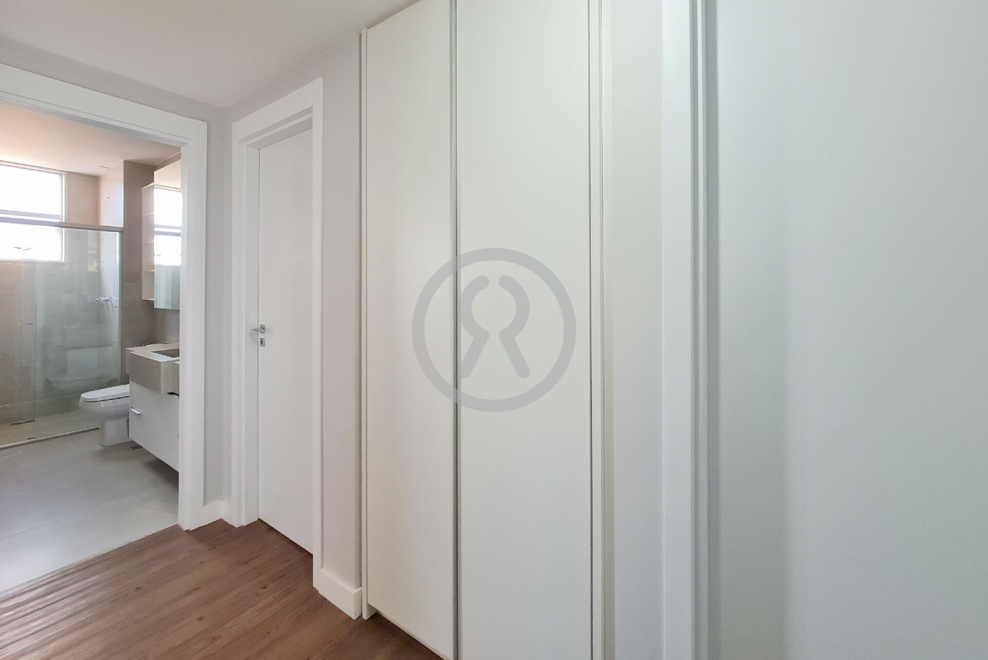 Apartamento à venda com 4 quartos, 197m² - Foto 23