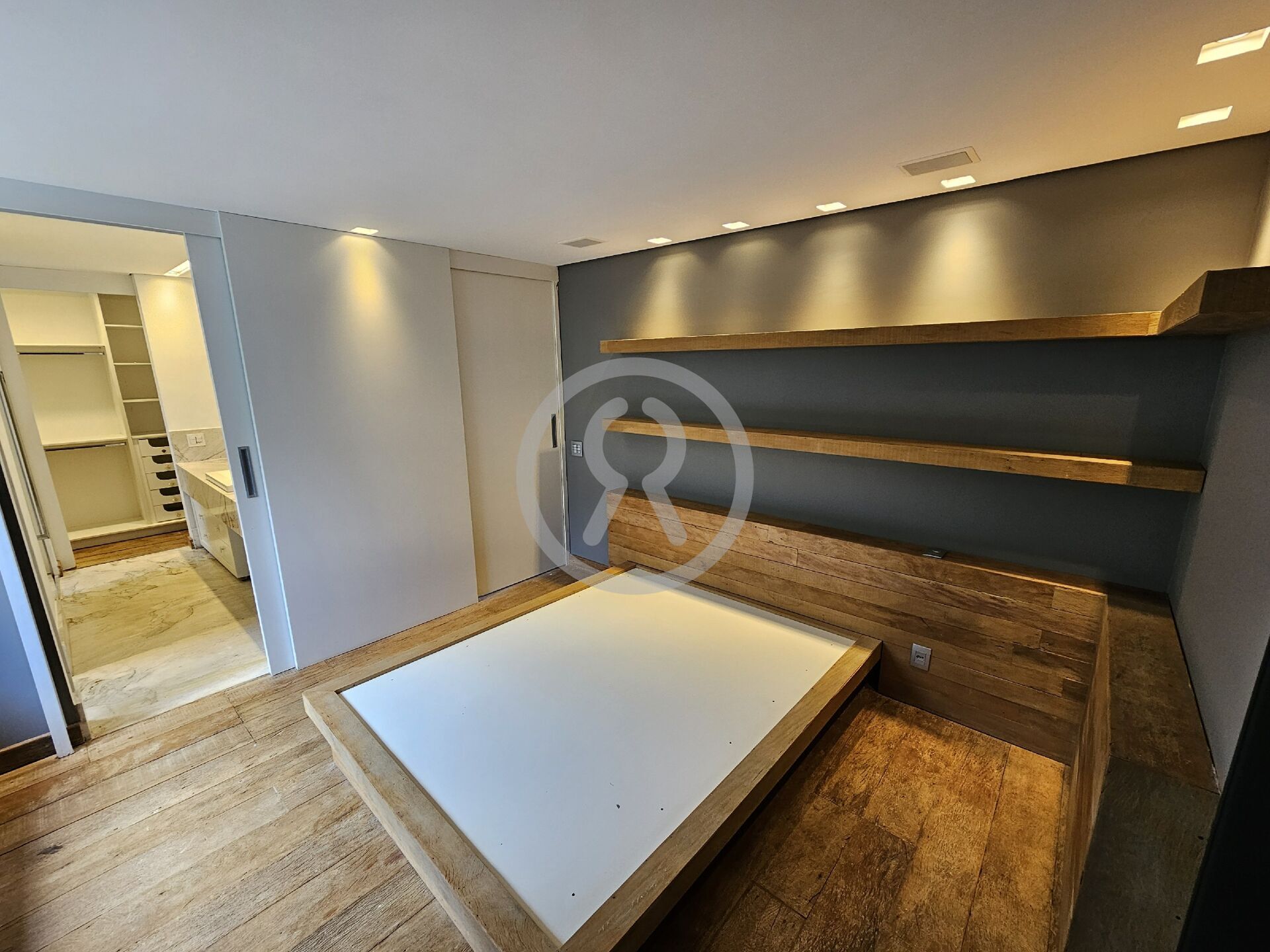 Casa à venda com 5 quartos, 850m² - Foto 27