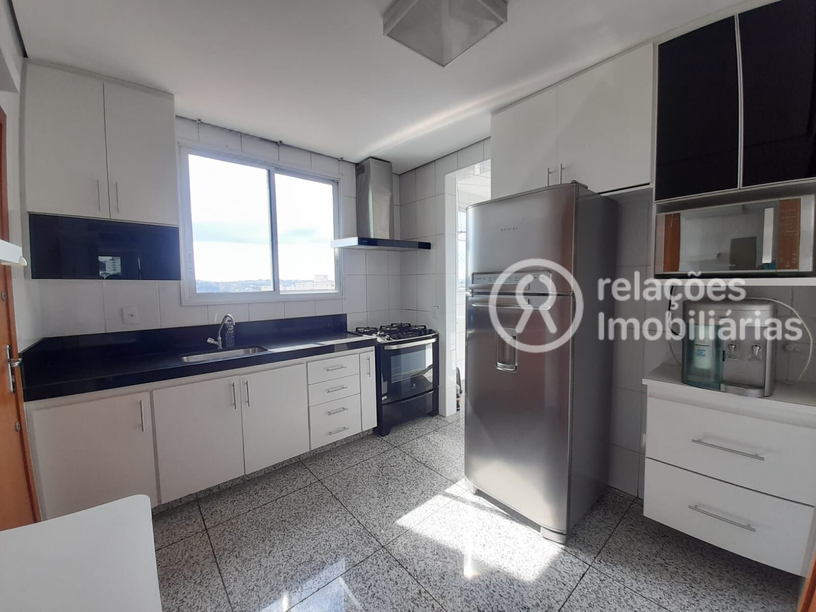 Cobertura para alugar com 4 quartos, 280m² - Foto 13