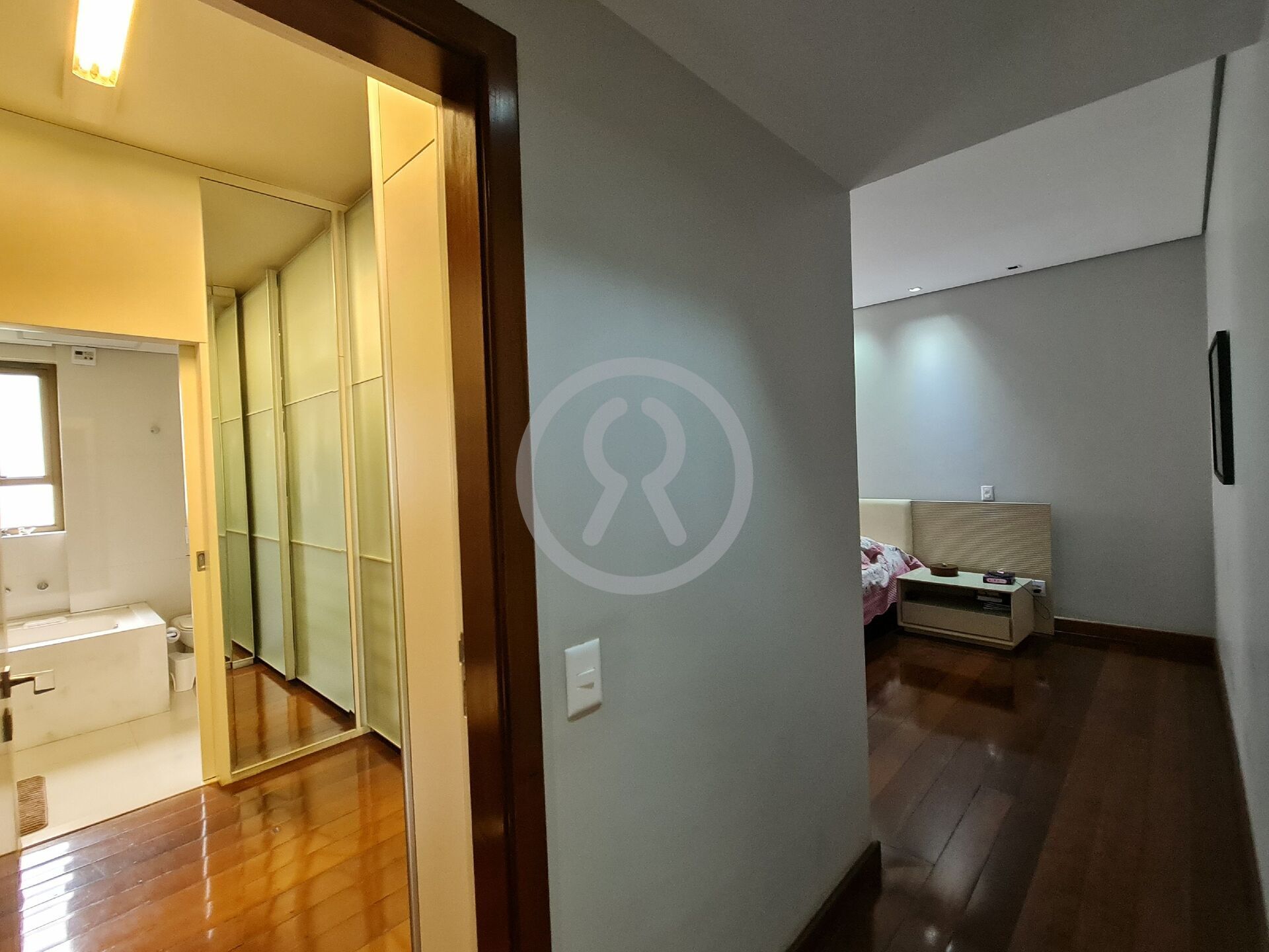 Apartamento à venda com 4 quartos, 304m² - Foto 17