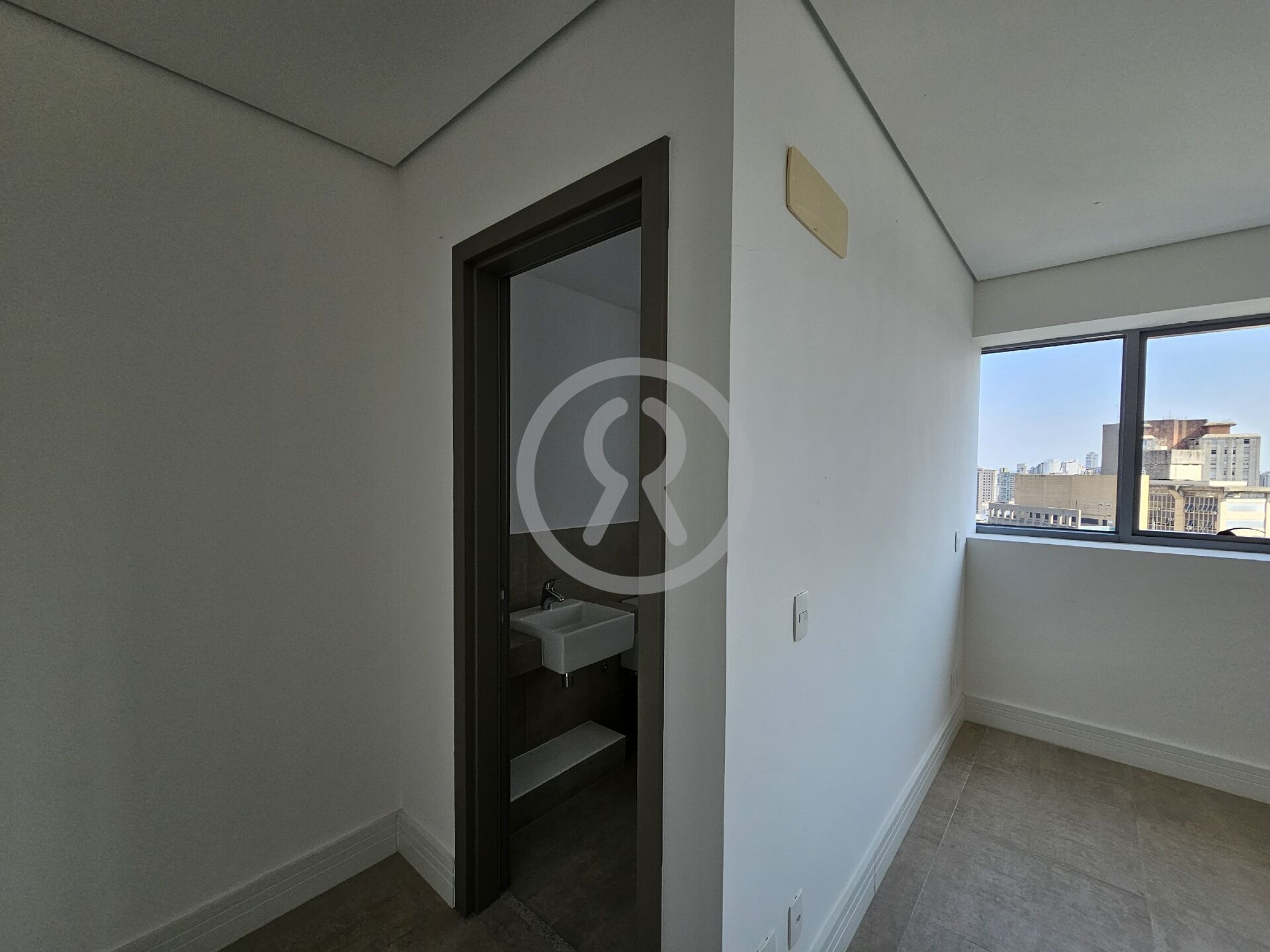 Apartamento à venda com 1 quarto, 78m² - Foto 19