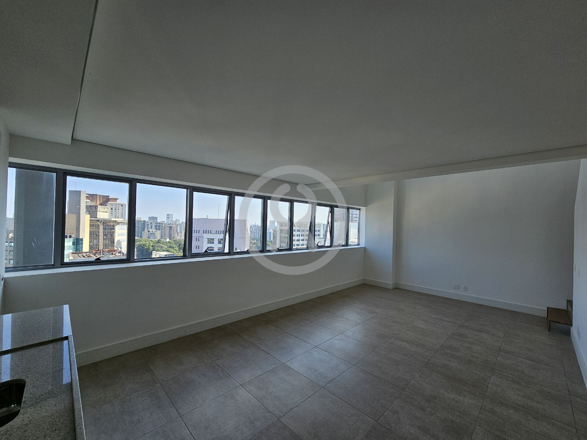 Apartamento à venda com 1 quarto, 78m² - Foto 7