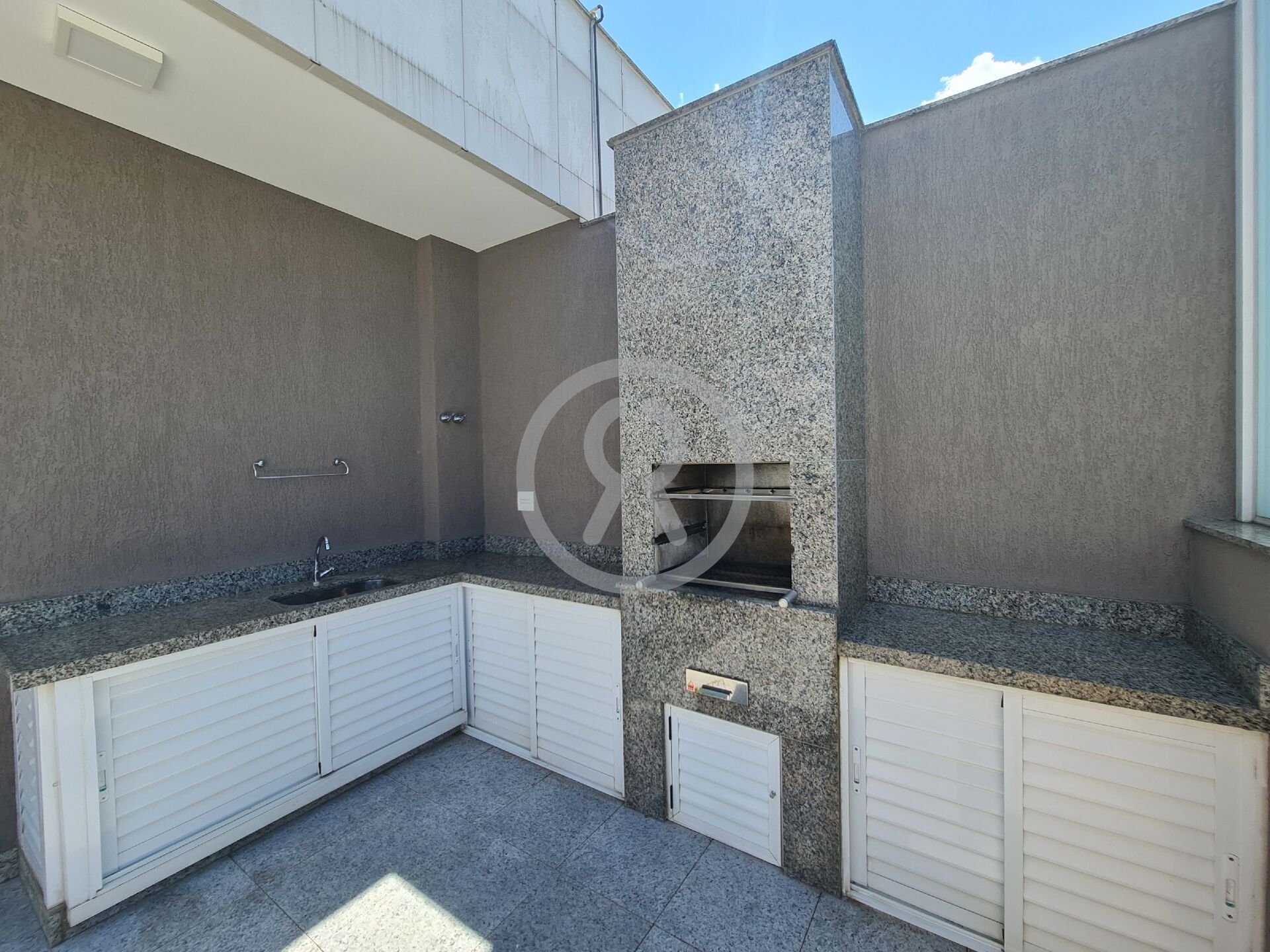 Cobertura para alugar com 3 quartos, 146m² - Foto 37