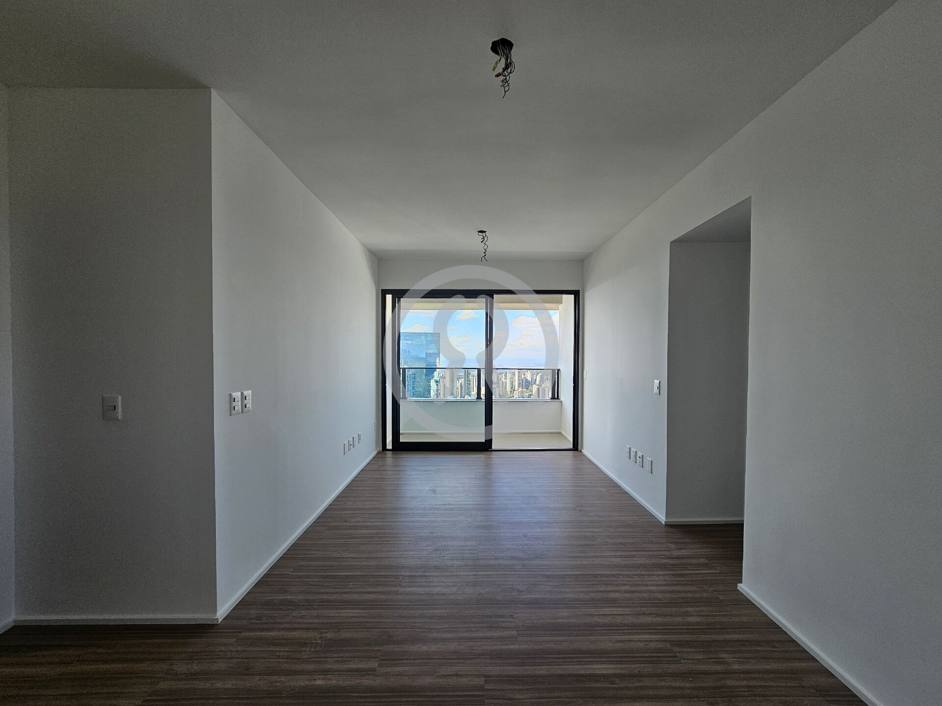 Apartamento à venda com 2 quartos, 73m² - Foto 3